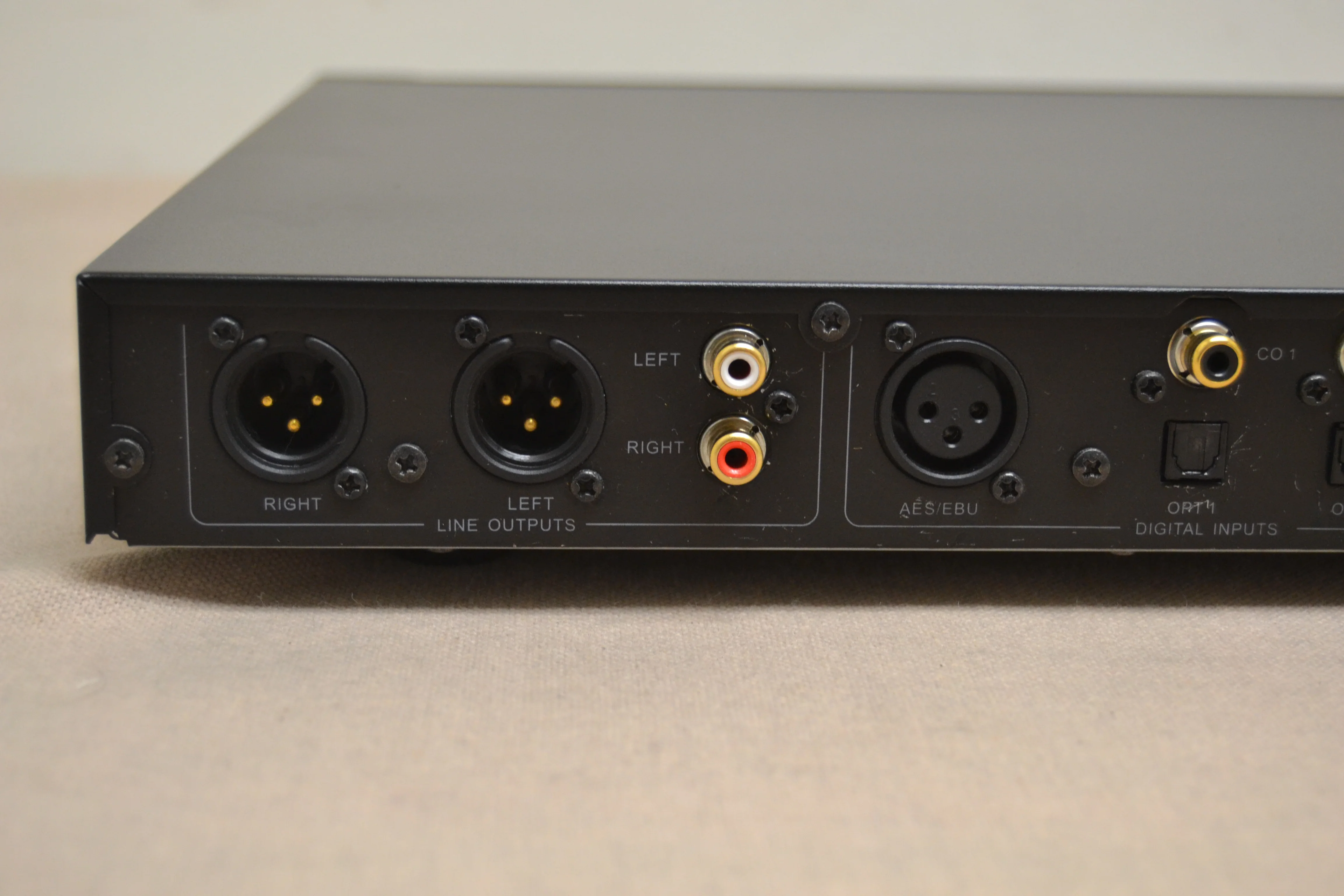 Emotiva XDA-1 Differential Reference DAC - Image 13
