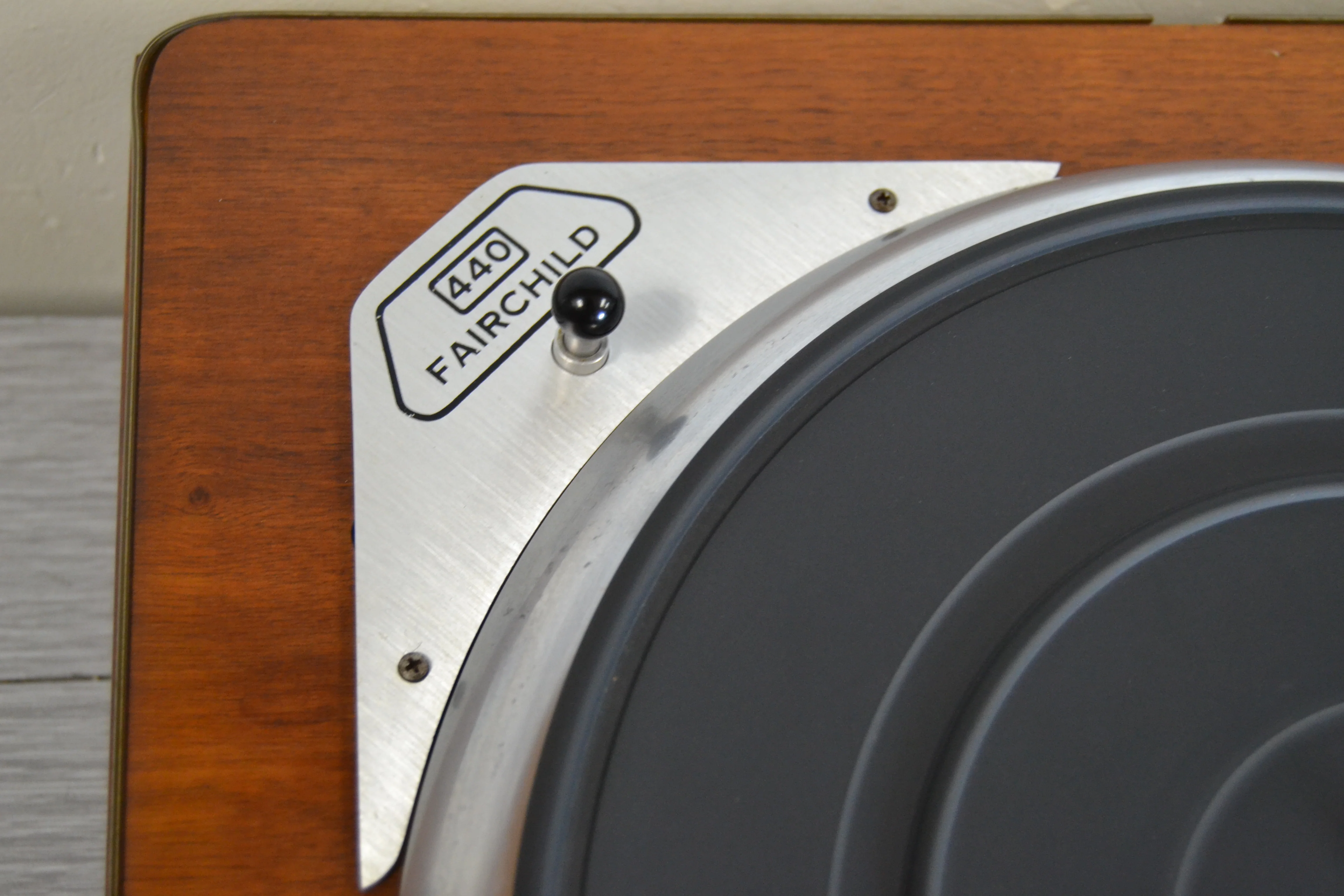 Fairchild 440 Transcription Turntable with Fairchild type 500 Tonearm - Image 2