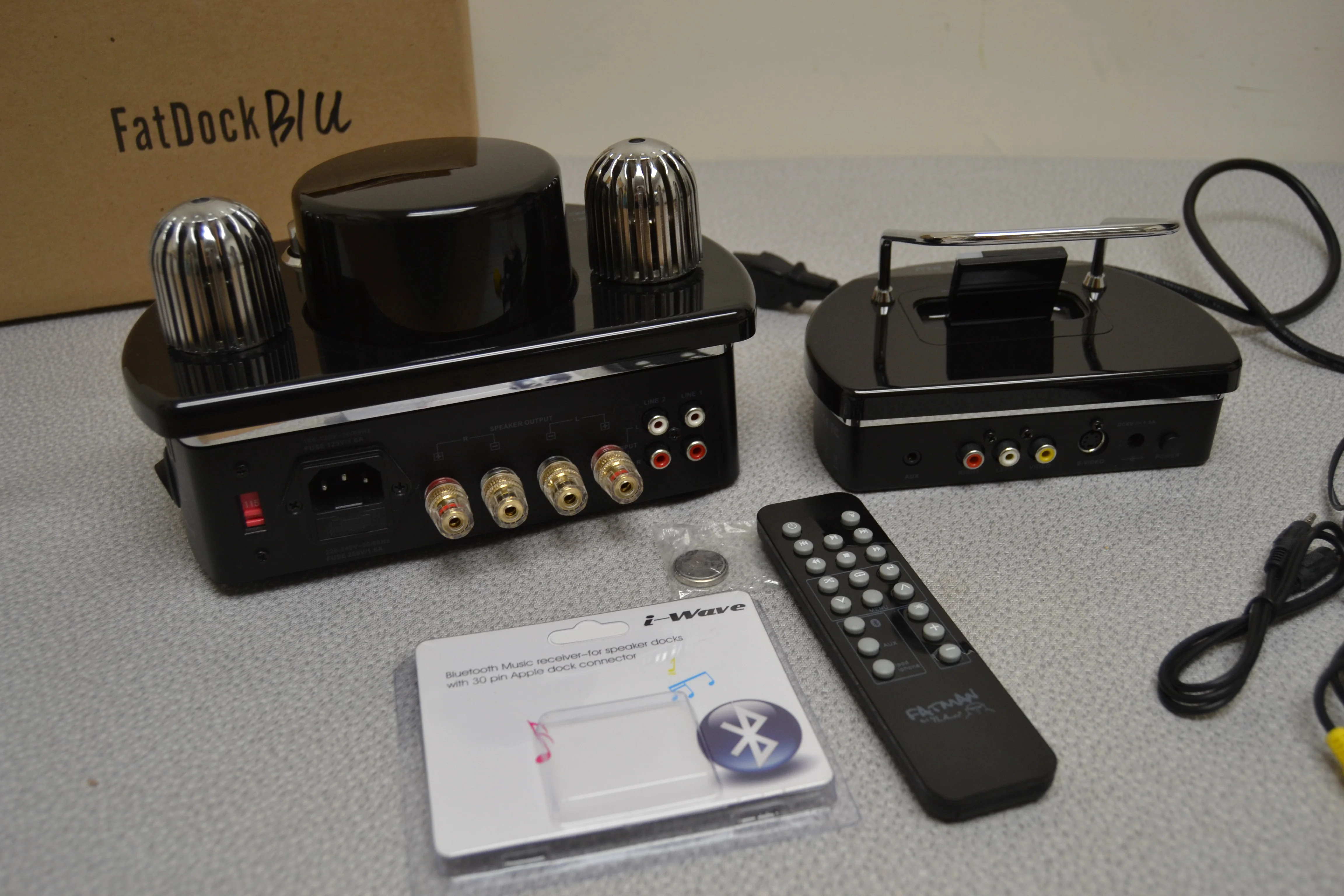 Fatman Wi Tube Amplifier * Ipod Dock * Bluetooth Adapter * Remote - Image 7