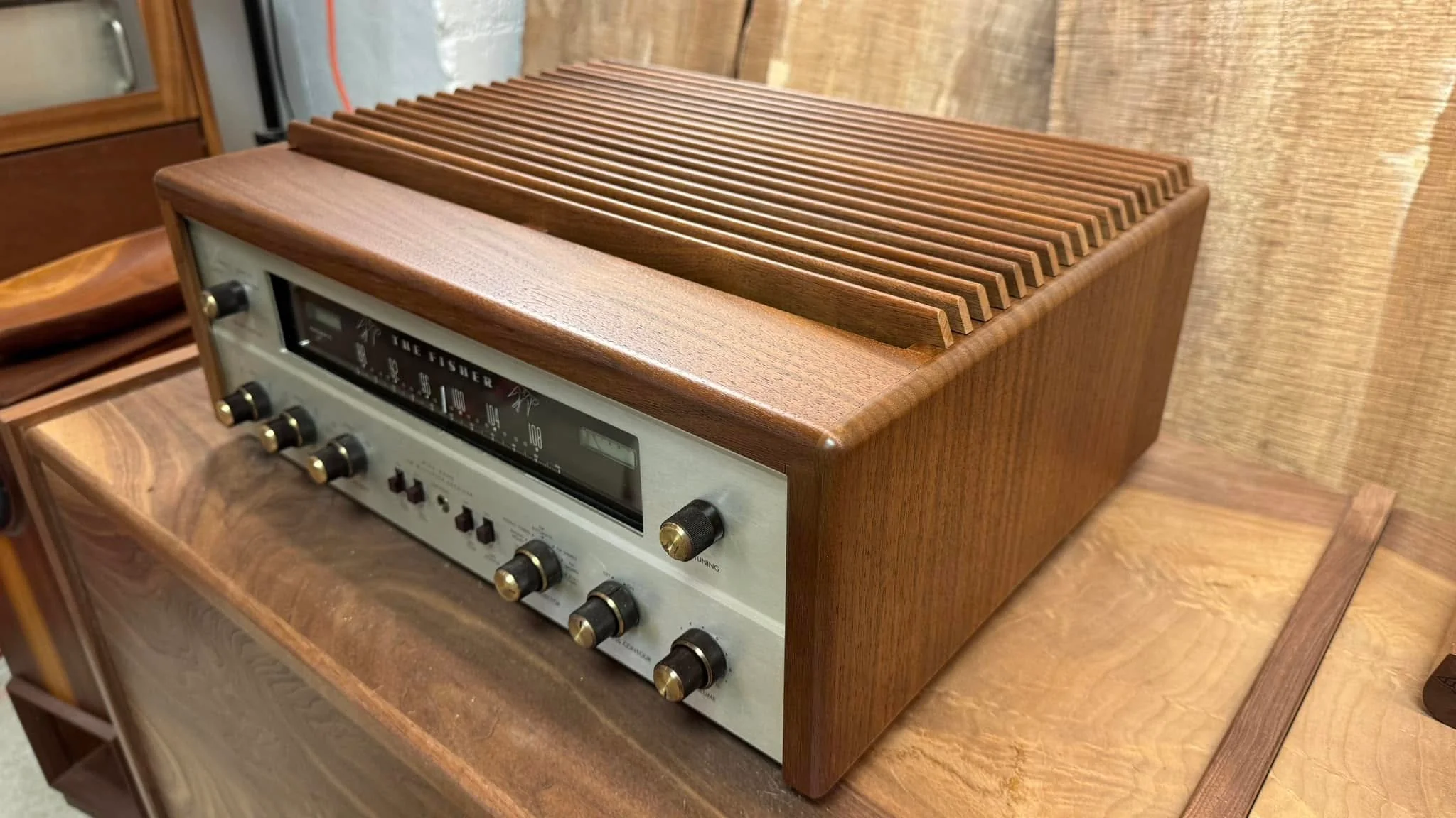 Fisher 500C Tube Receiver - Fully Restored & Recapped - Designer Hardwood Case - Image 3