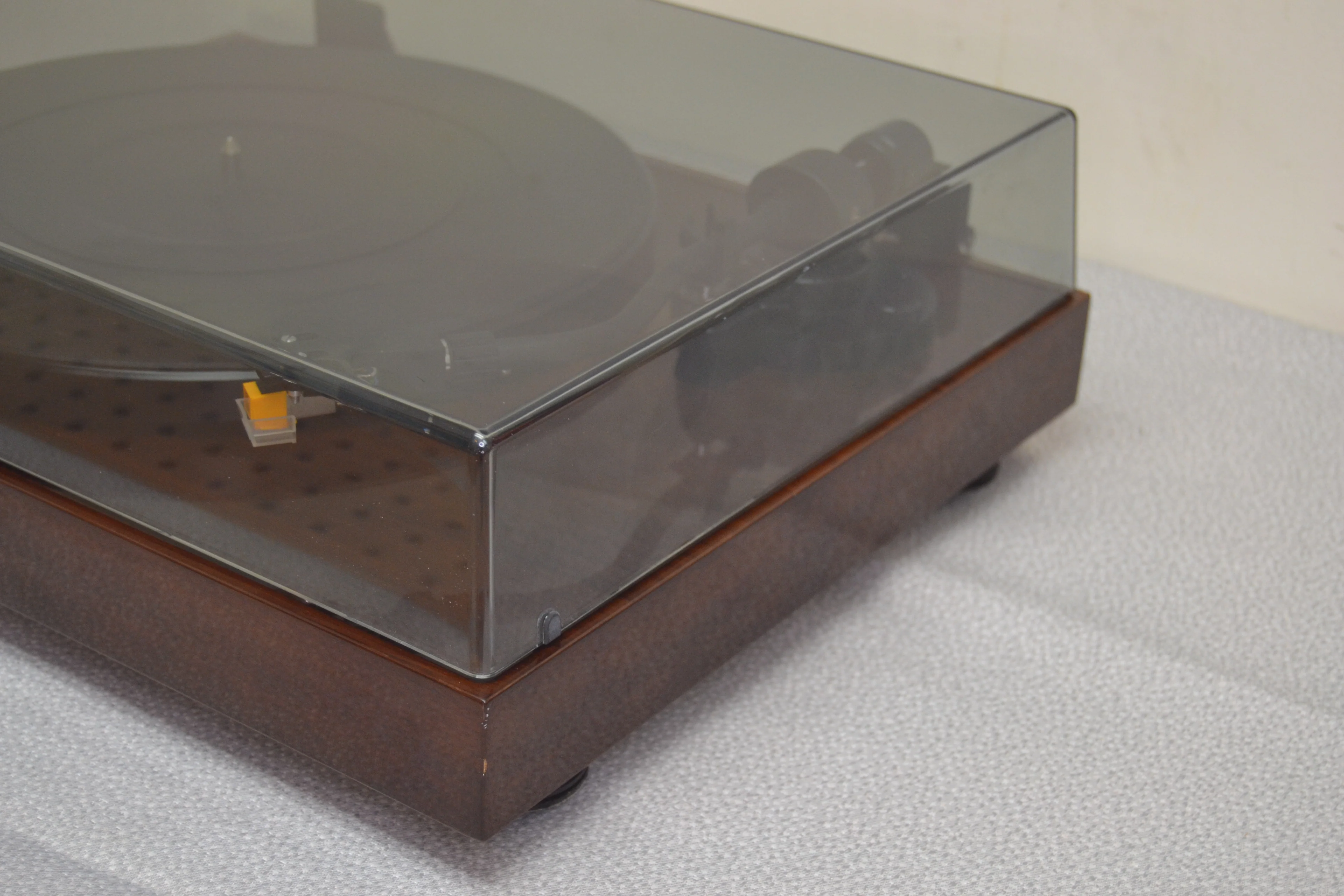 Fluance RT81 Belt Drive Turntable - Image 8