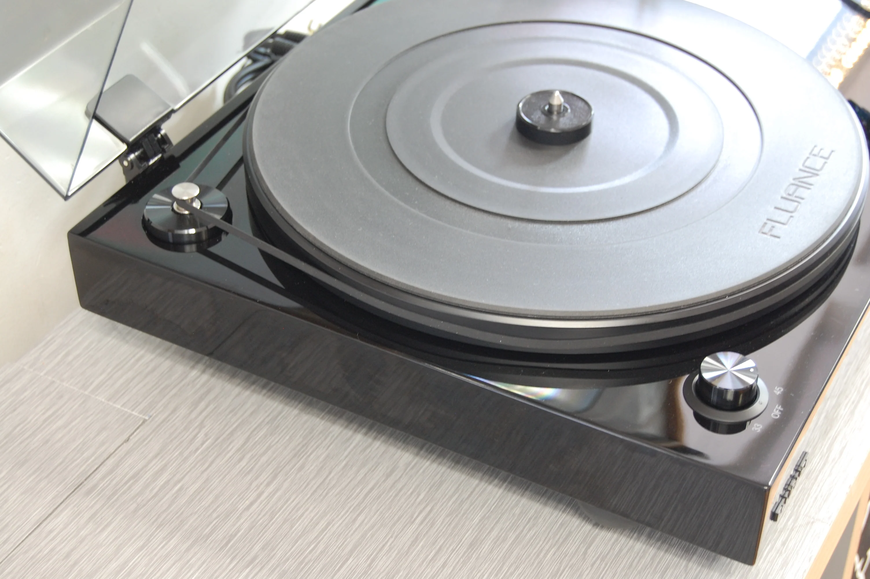 Fluance RT82T Turntable * Box * Manual * Ortofon OM-10 Cartridge - Image 11