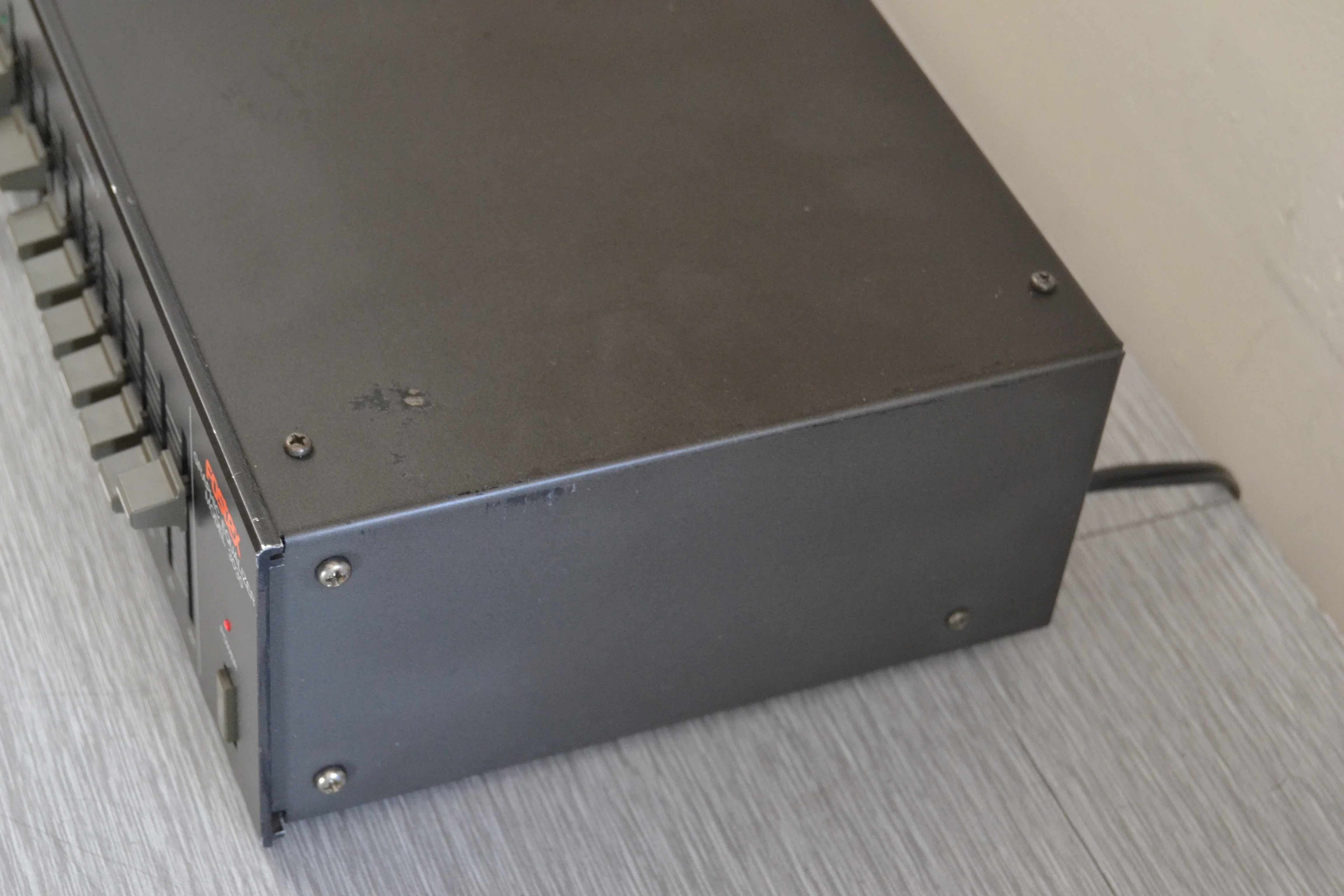 Fostex 3030 Graphic Equalizer - Image 7