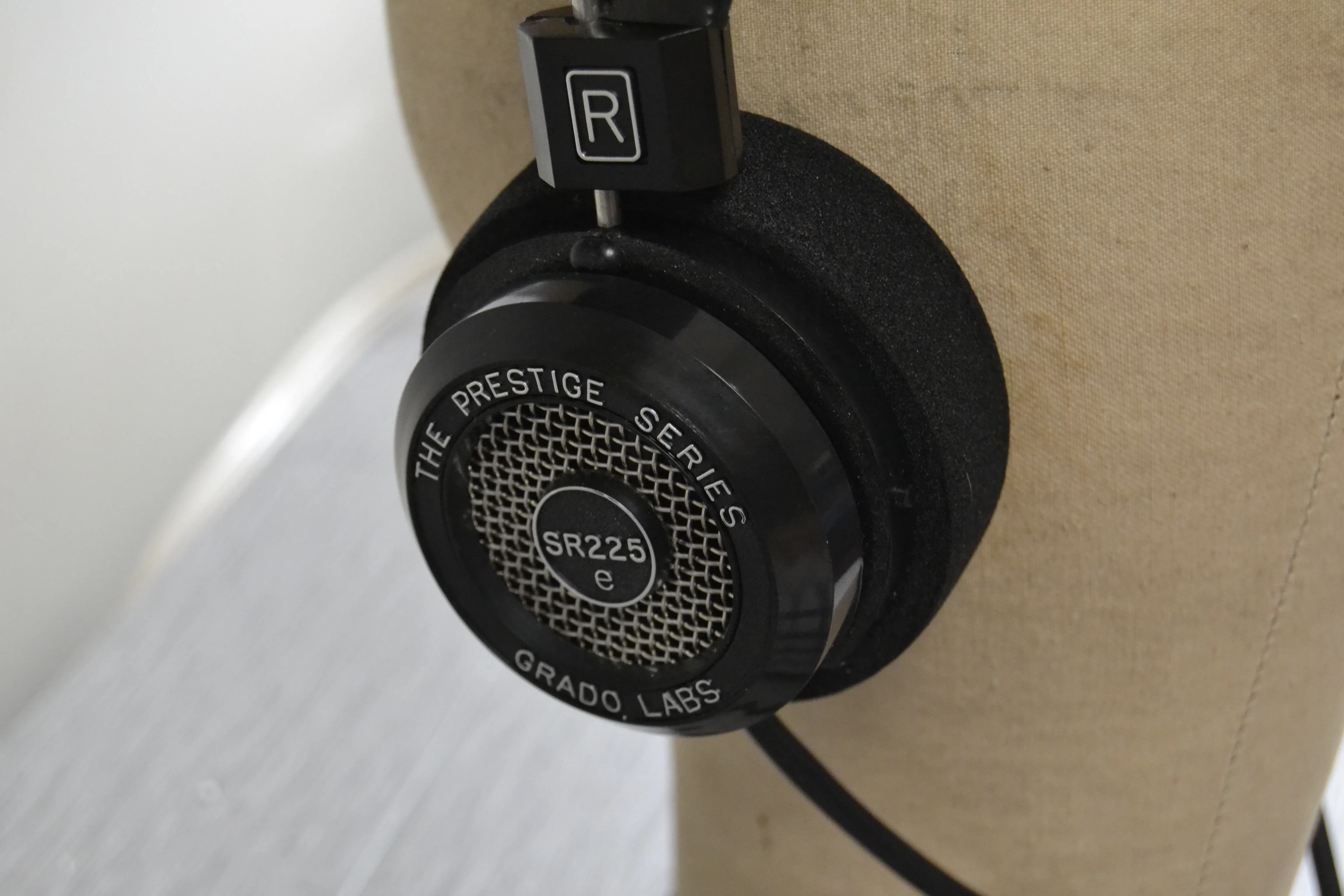 Grado SR225e Stereo Headphones - Image 5