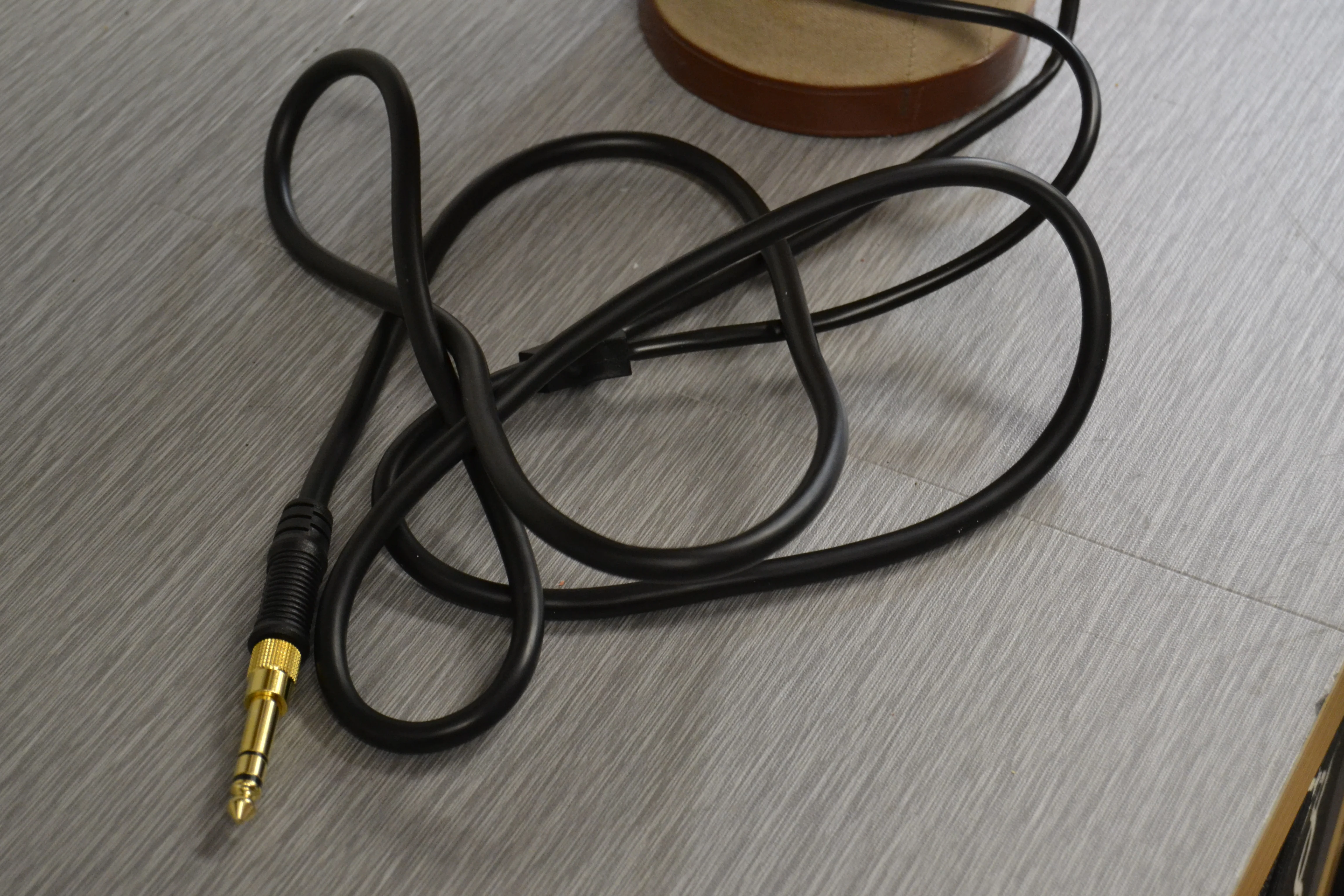 Grado SR225e Stereo Headphones - Image 6