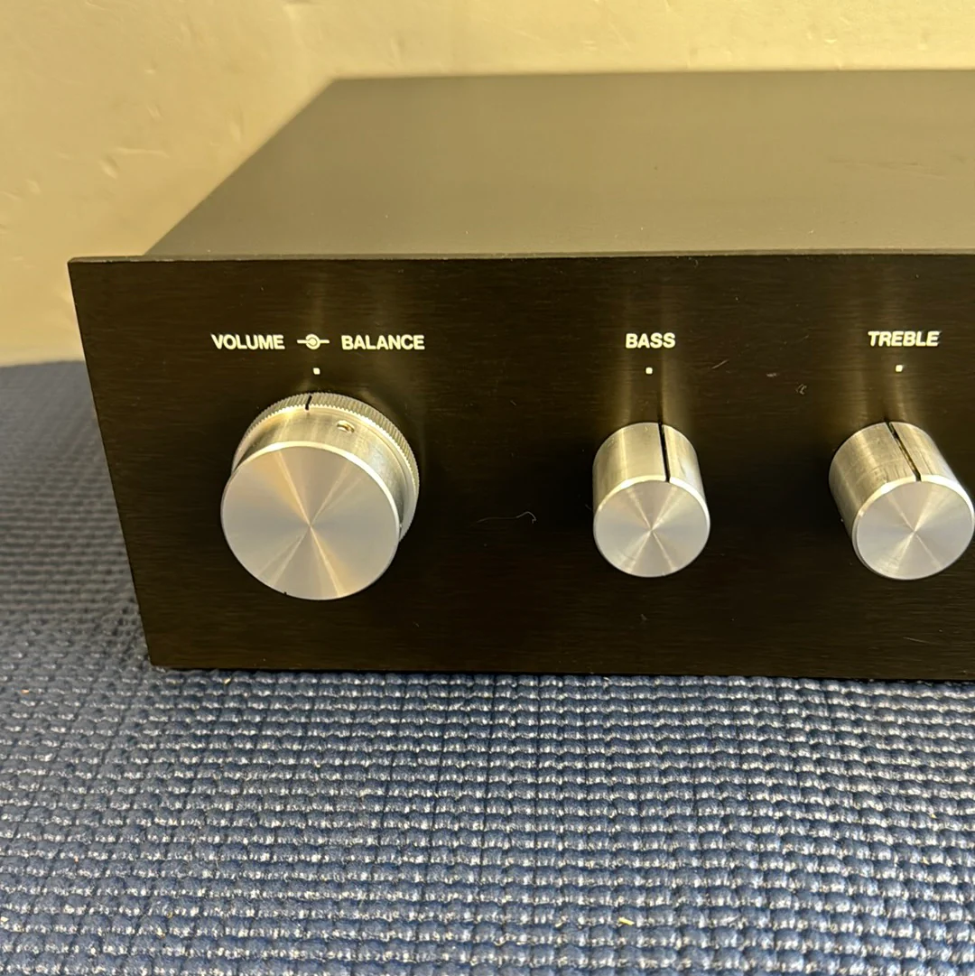 Hafler DH-101 Stereo Preamplifier - Image 2