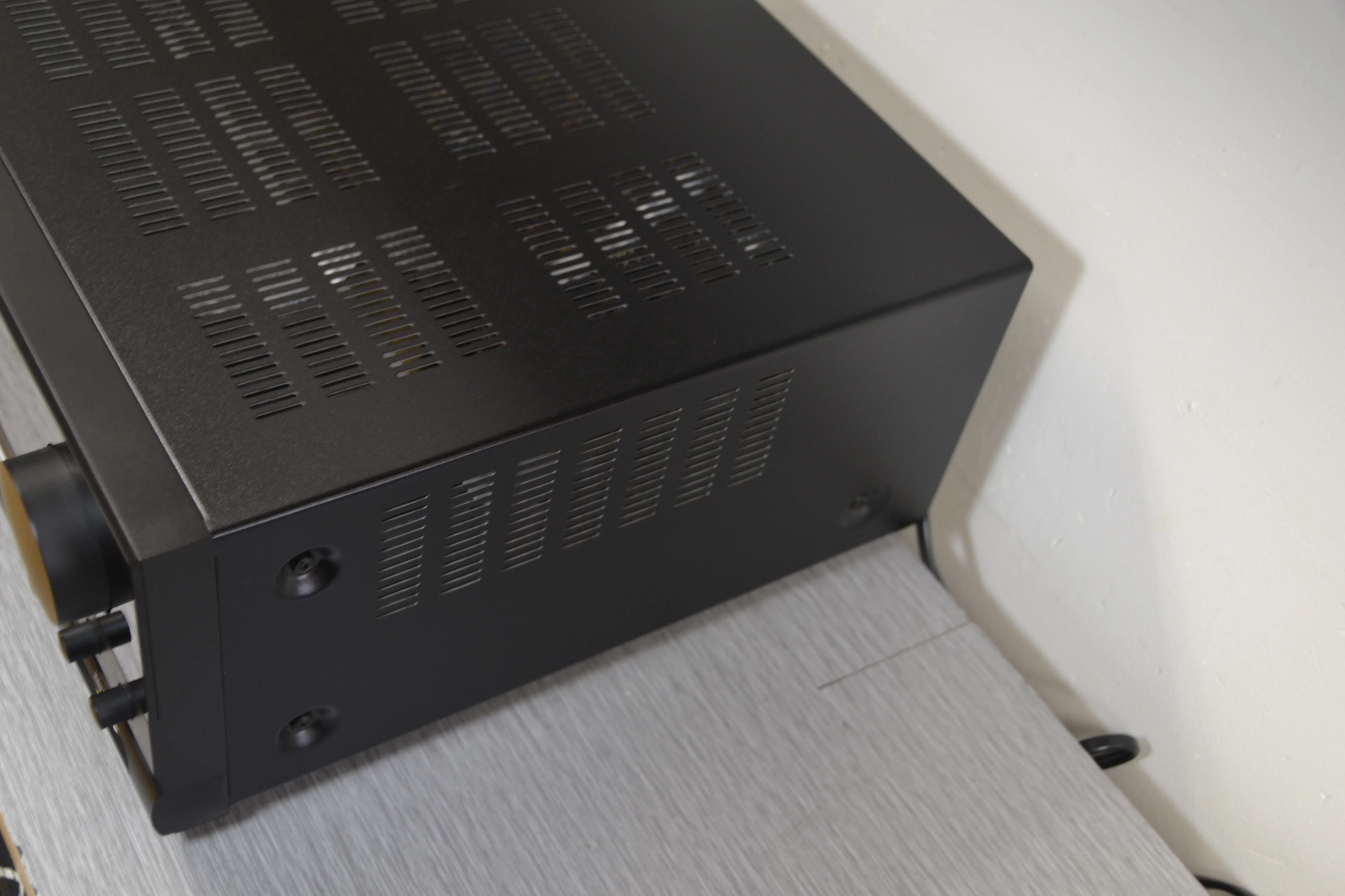 Harman Kardon AVR125 Stereo Receiver - Image 8