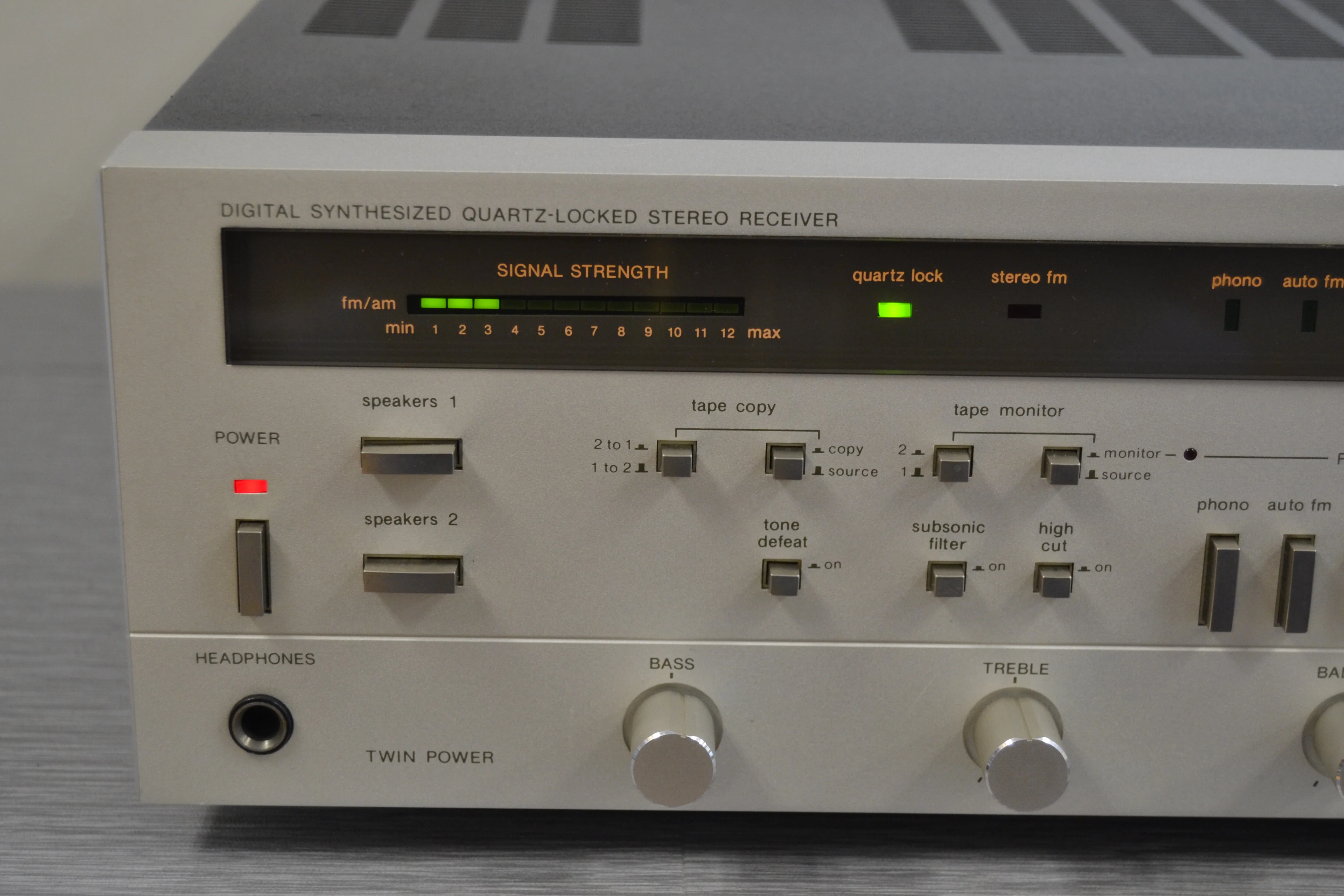 Harman Kardon HK 680i Stereo Receiver Twin Power * 60W * MINT ! - Image 2