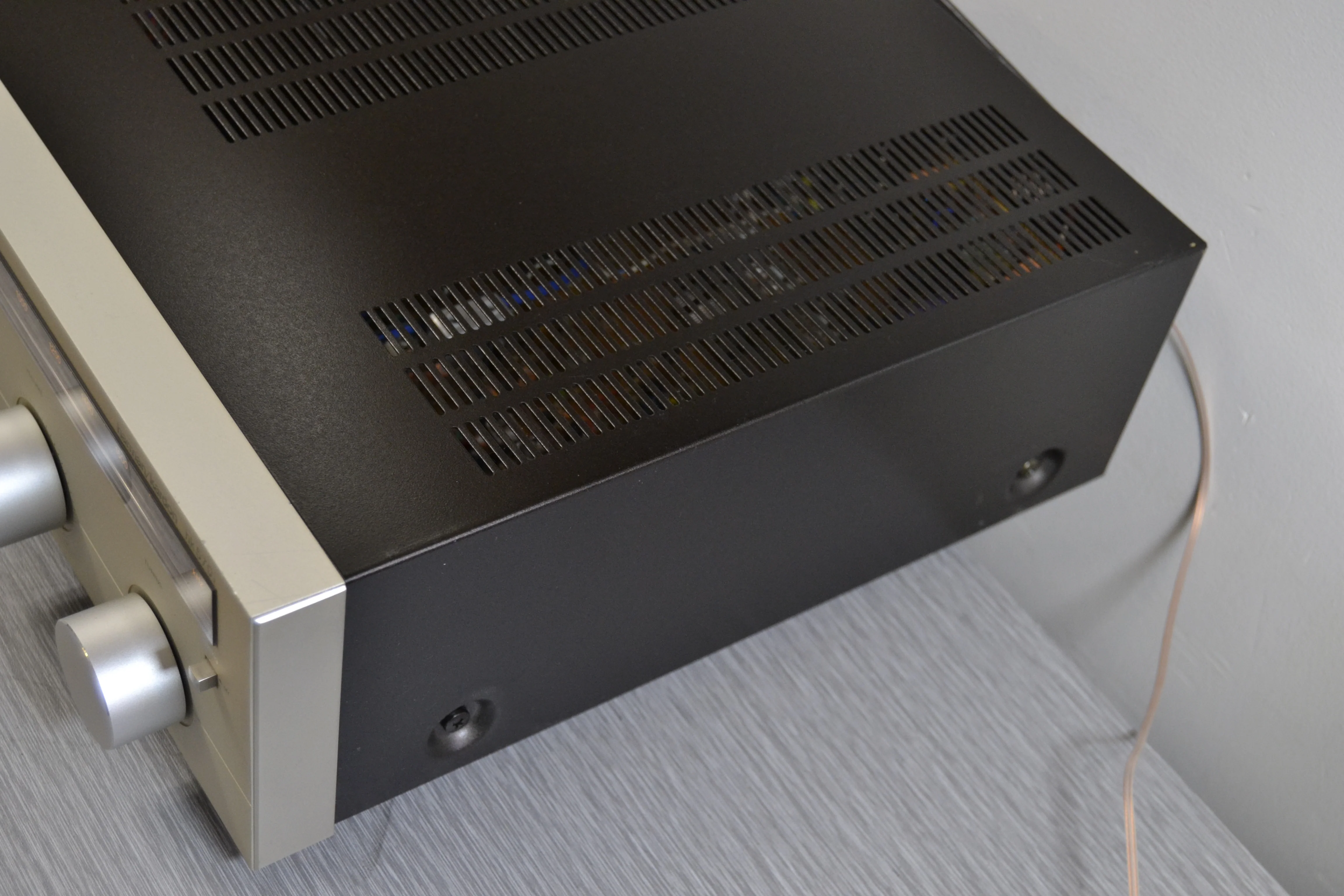 Harman Kardon HK570i Stereo Receiver * 45W RMS * 1983 - Image 8