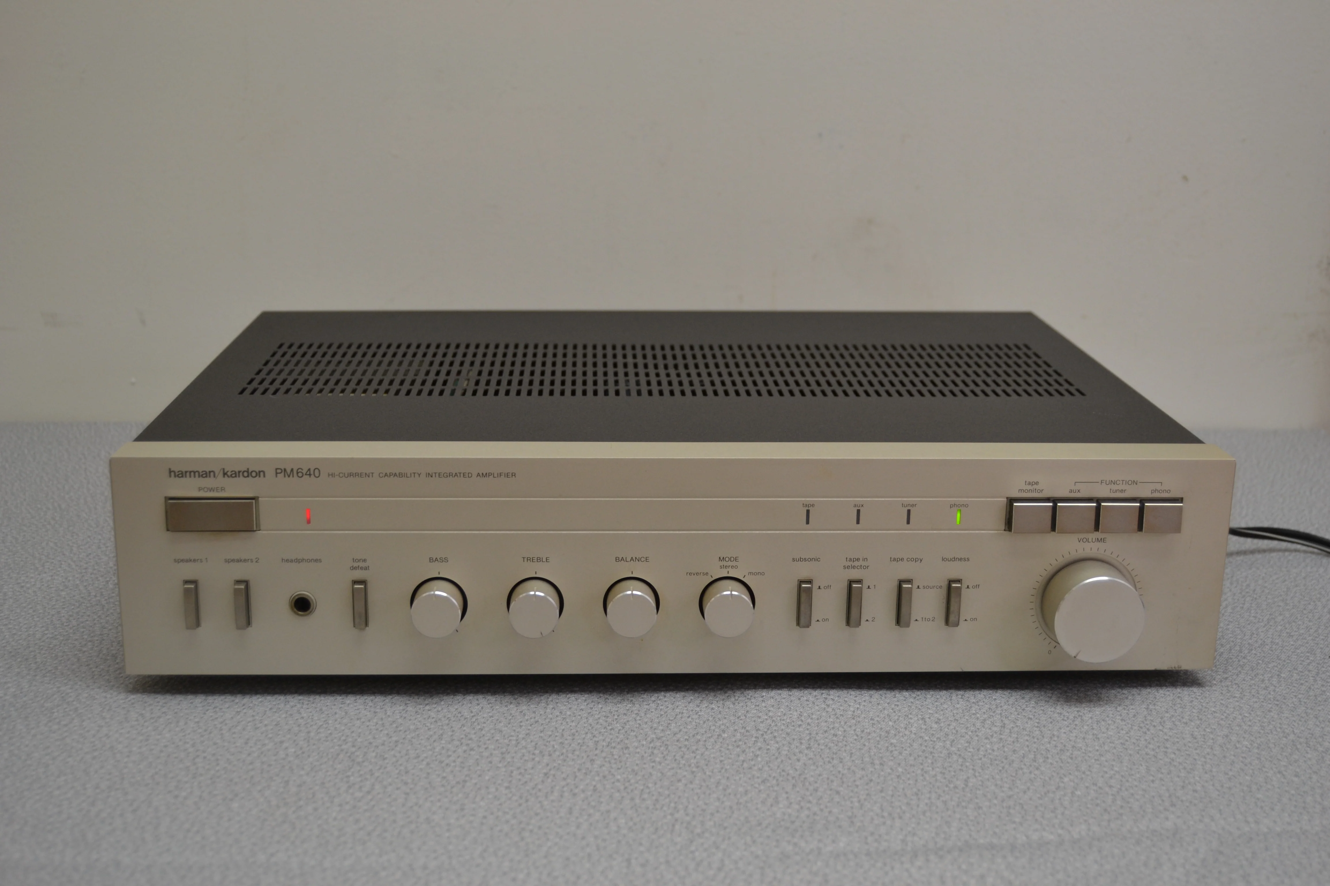 Harman Kardon PM640 Stereo Integrated Amplifier * 35W RMS * 1983