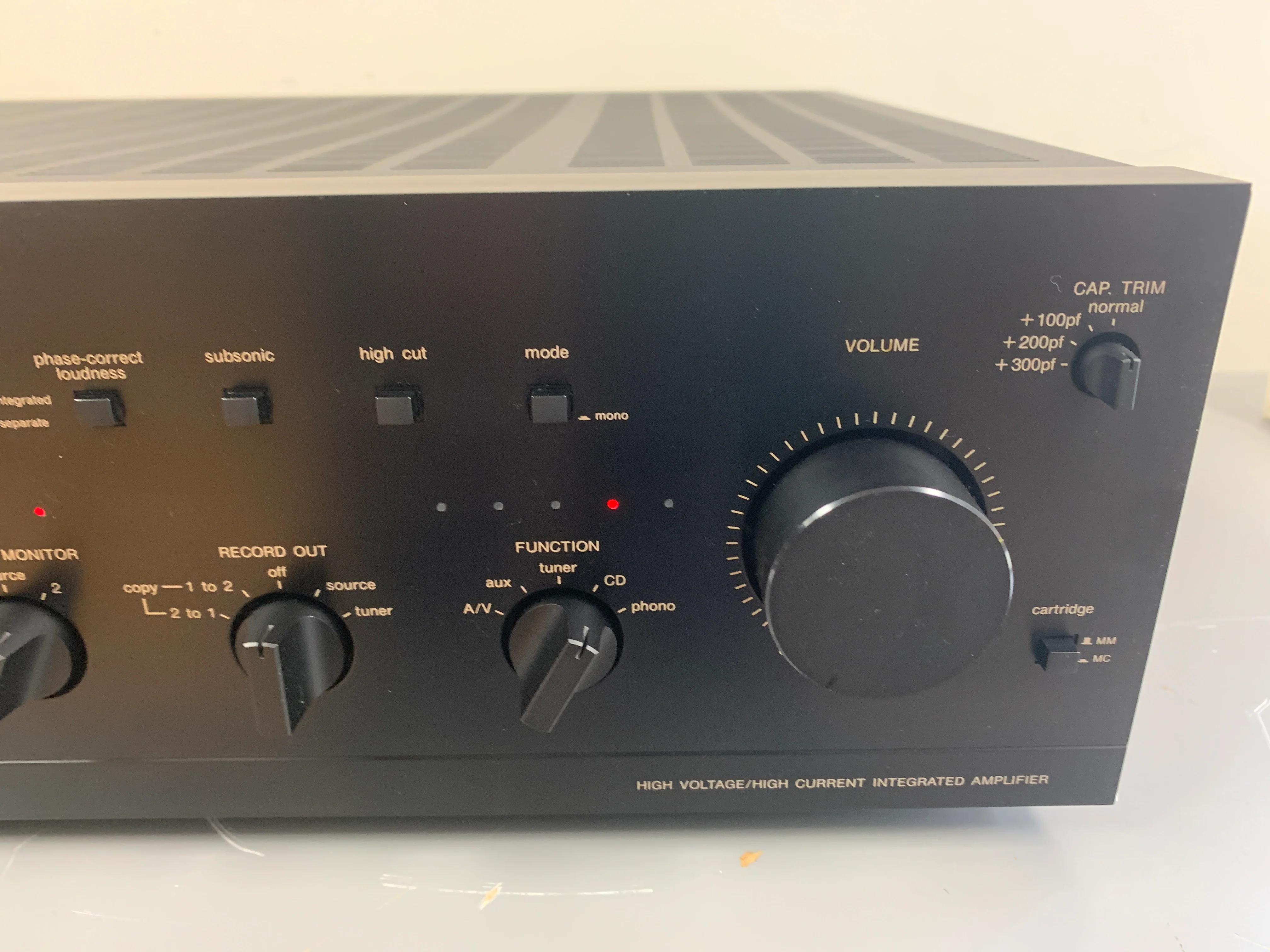 Harman Kardon PM655VXi  Integrated Amplifier - Image 4