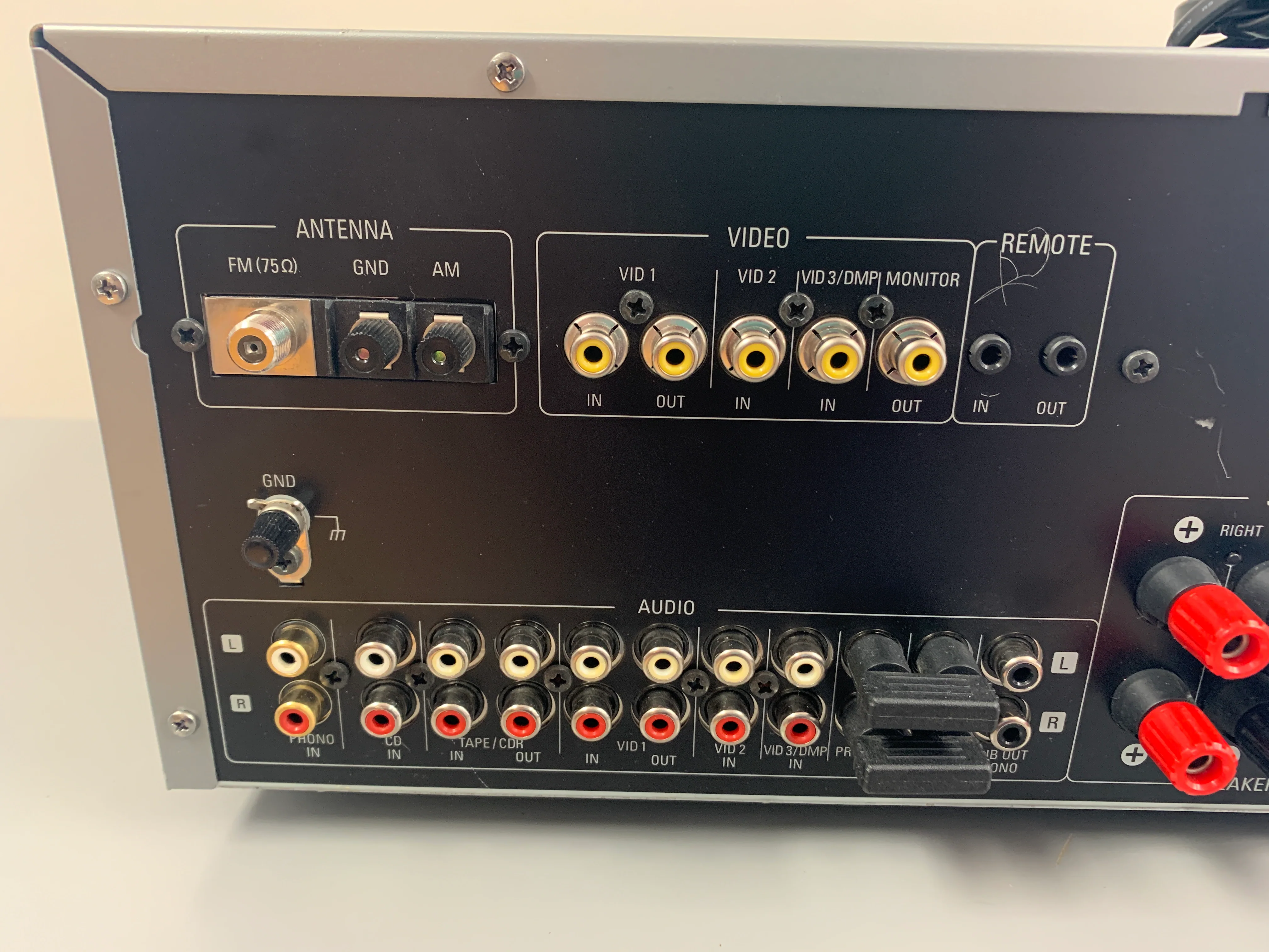 Harman Kardon HK 3385 Stereo Receiver - Image 10