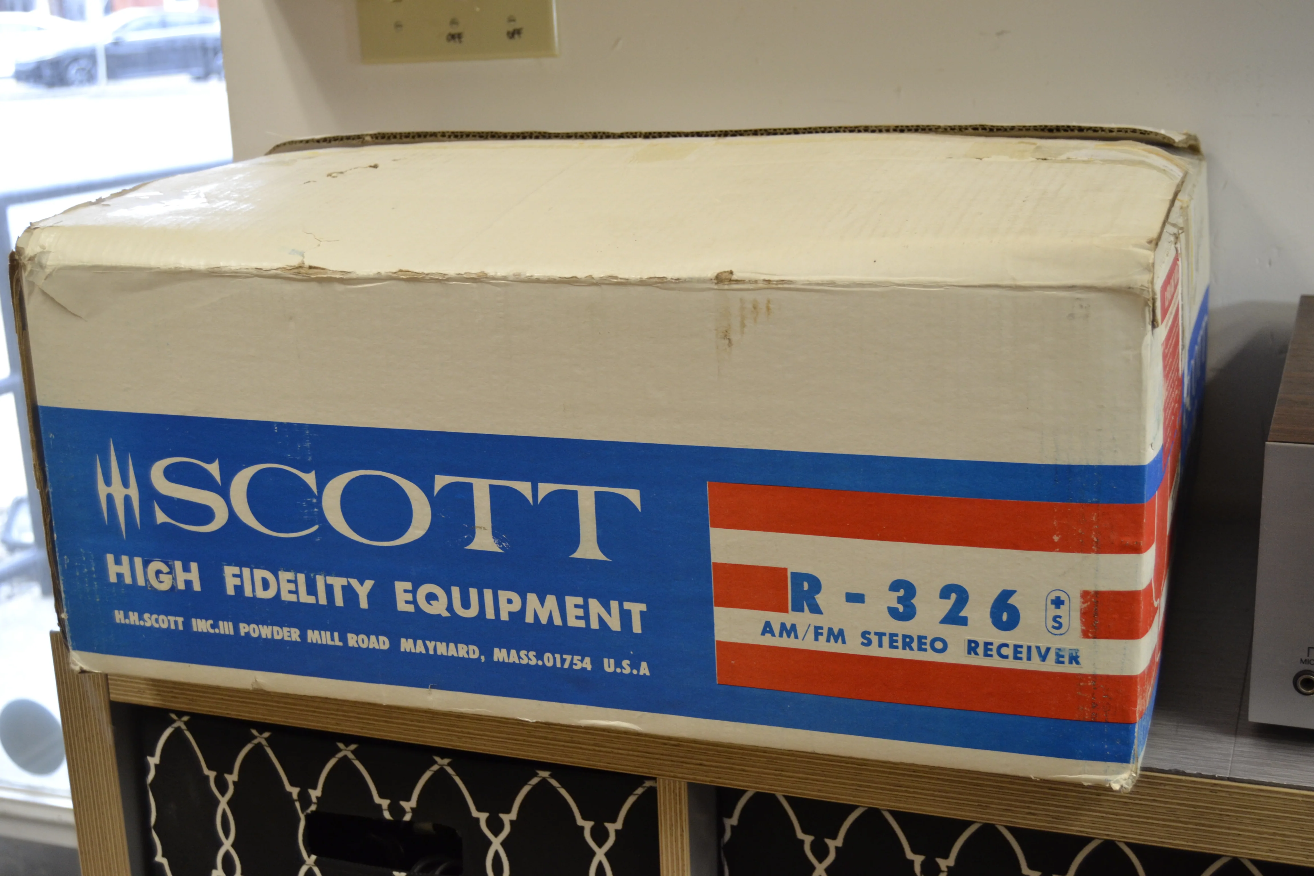 HH Scott R-326 Stereo Receiver * 30W RMS * 1976 * Box * Manual - Image 2