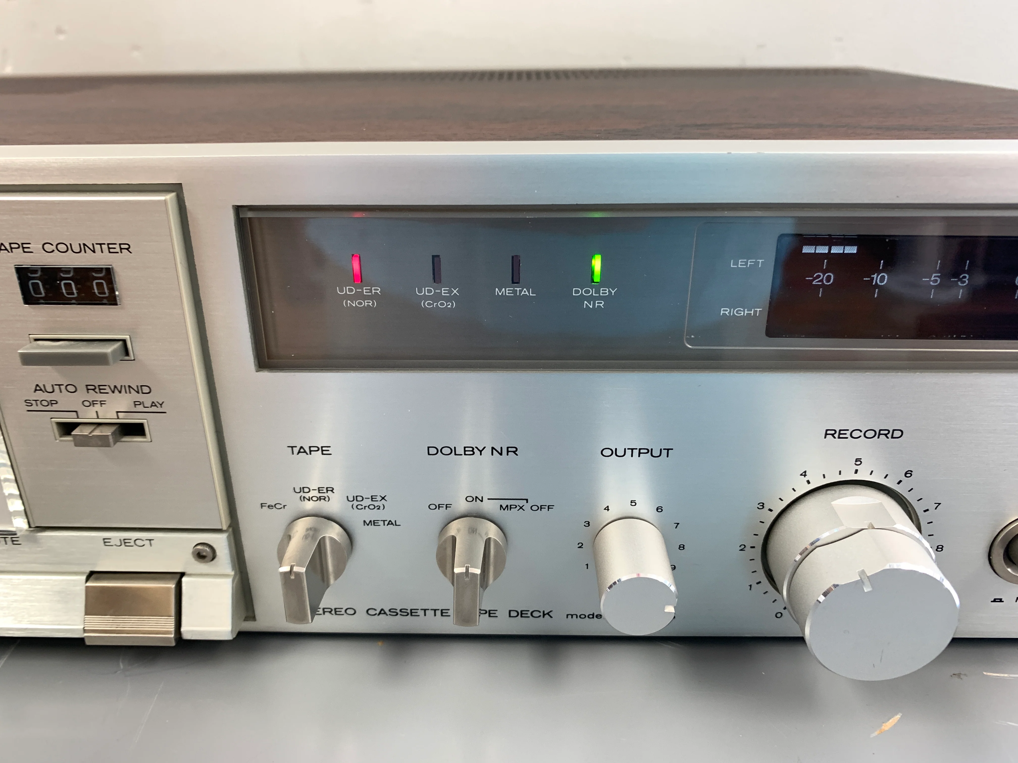 Hitachi D-75S Single Cassette Deck * Fully Serviced !!!! - Image 4