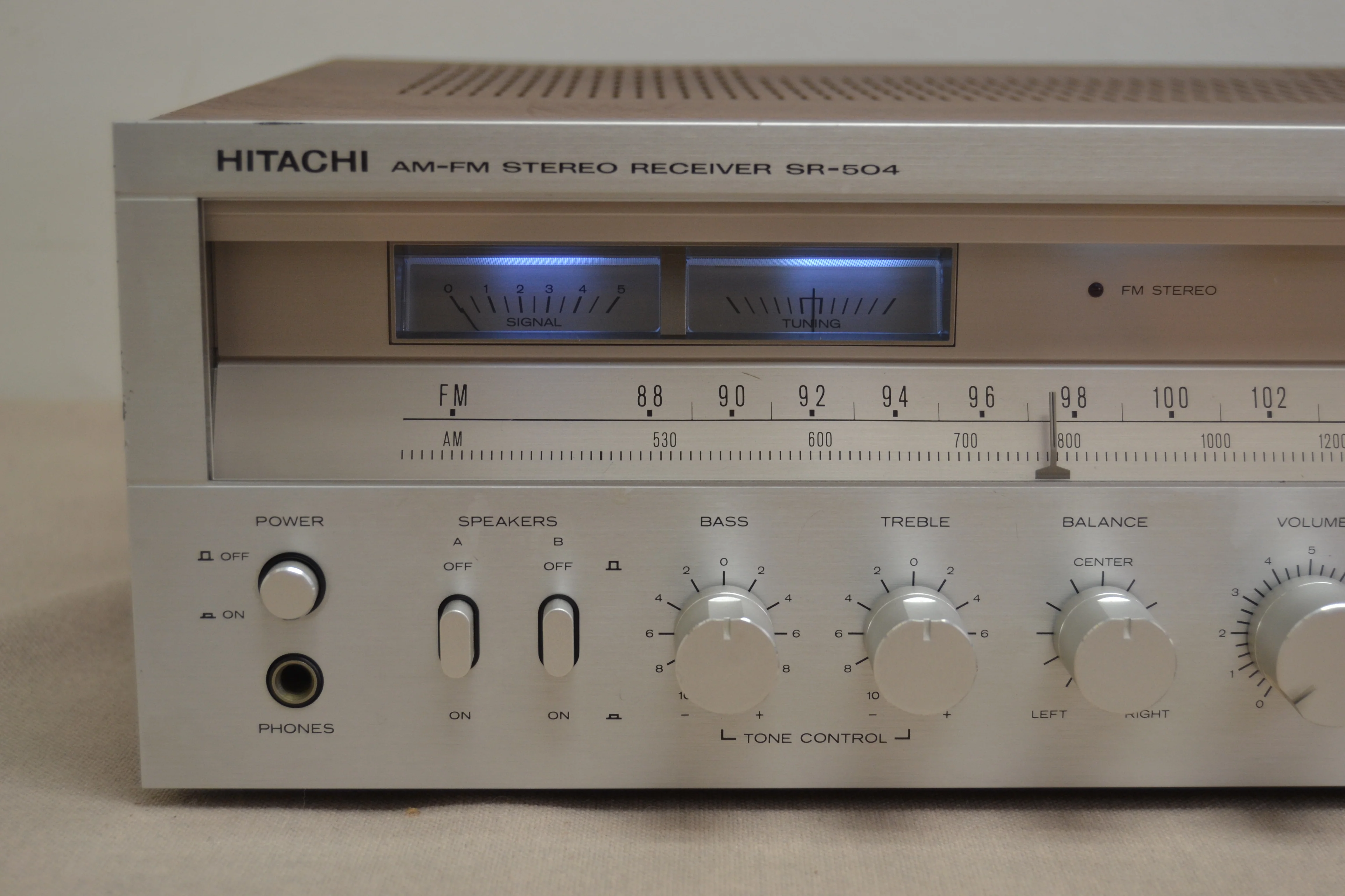 Hitachi SR-504 Stereo Receiver * 27W RMS * 1979 - Image 3