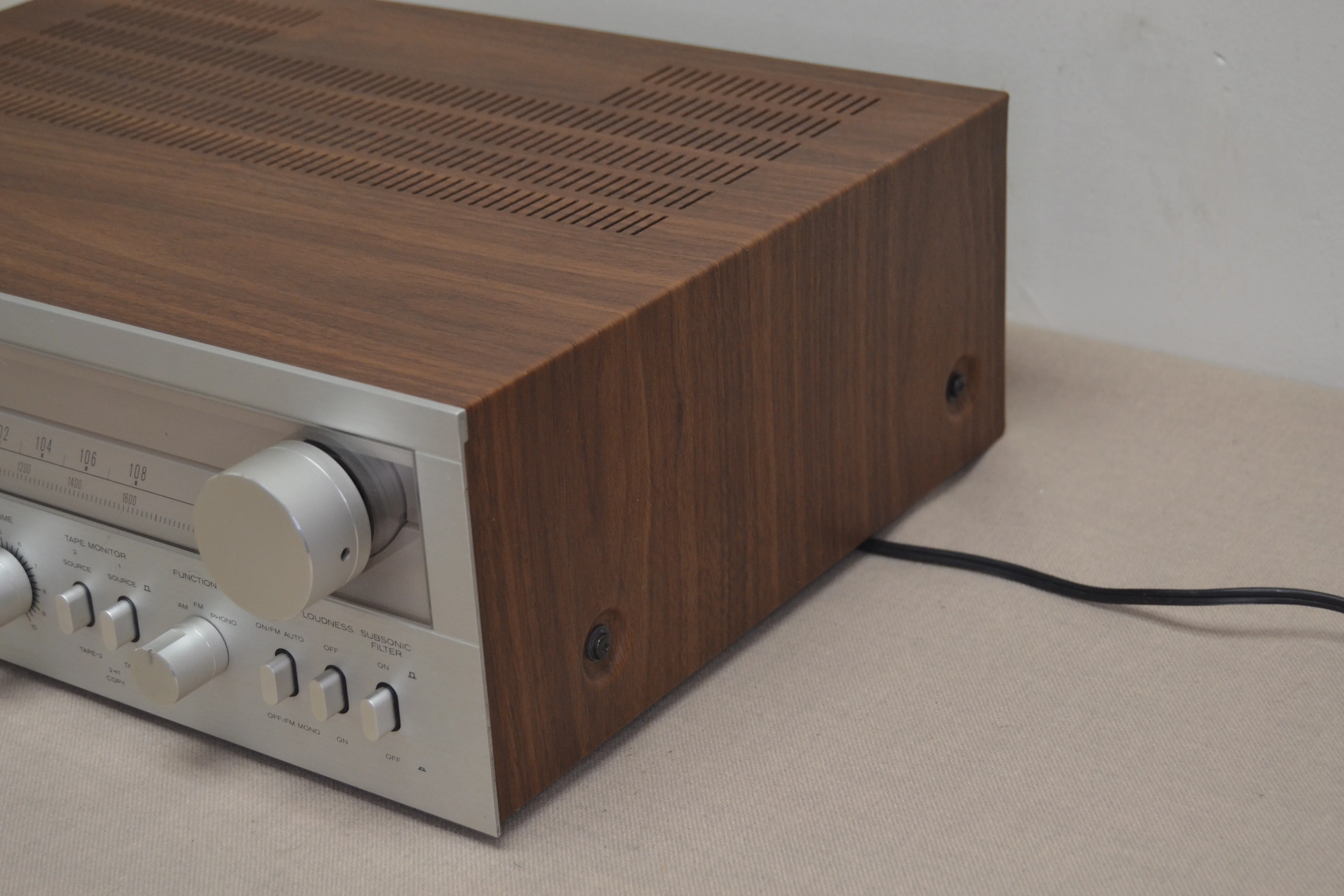 Hitachi SR-504 Stereo Receiver * 27W RMS * 1979 - Image 7