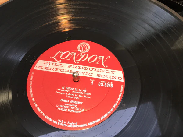 Igor Stravinsky, Ernest Ansermet, L'Orchestre De La Suisse Romande - Le Baiser De La Fée Complete Ballett (LP, Album) (Near Mint (NM or M-)) - Image 3