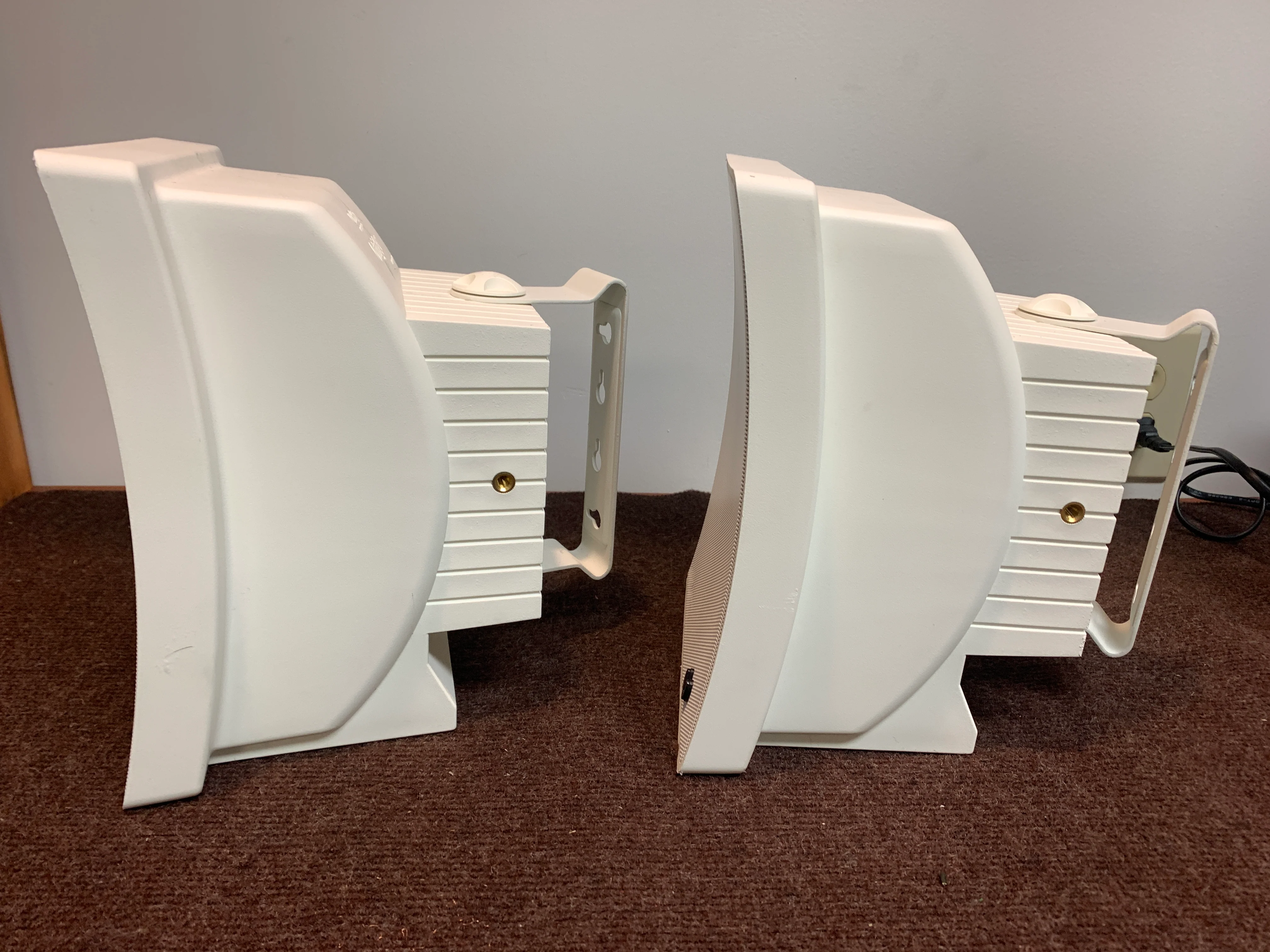 Infinity Outrigger Speakers - Image 3