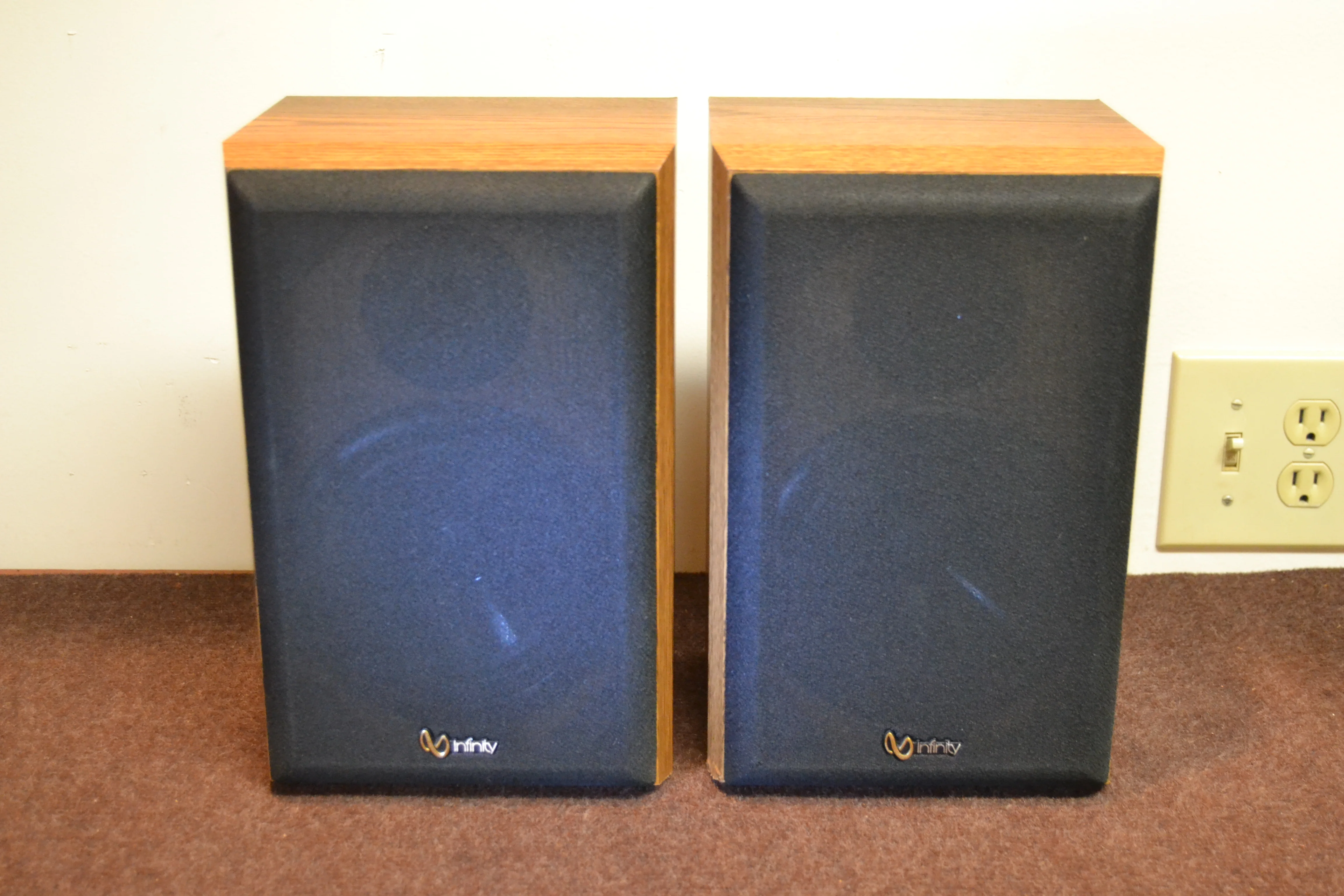Infinity Reference E-L R152 Bookshelf Speakers * New Foams !