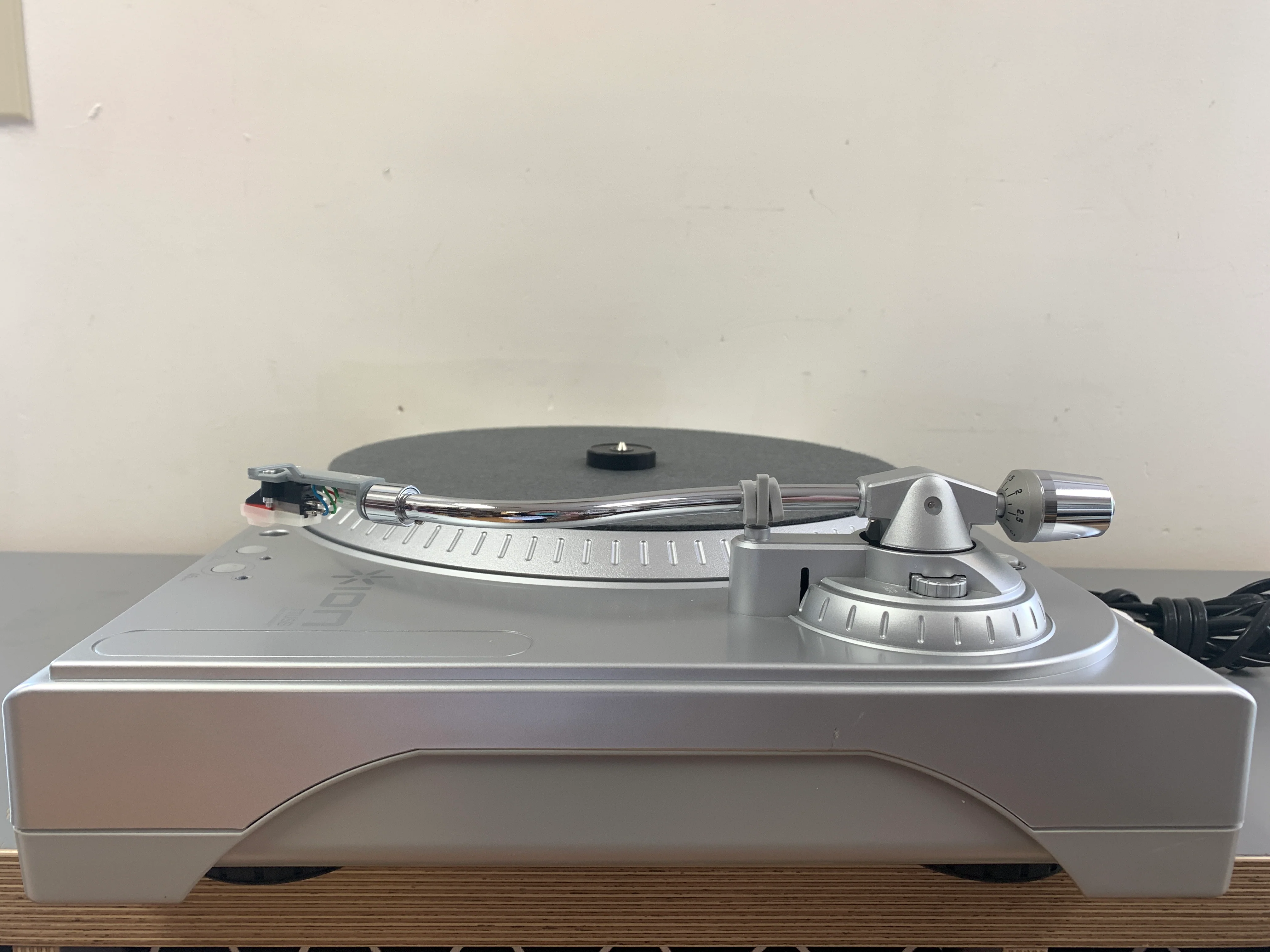 Ion USB iTTUSB Vinyl Converter Turntable * Manuals - Image 4