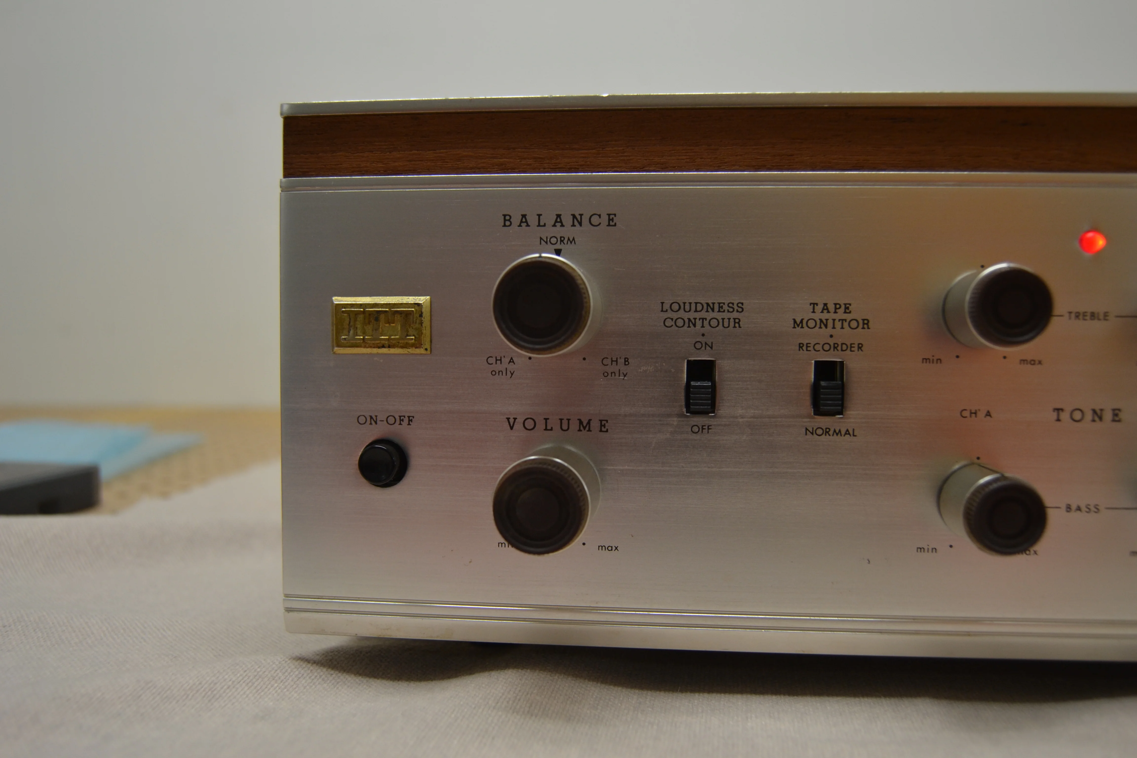 ITT SA720 ( Pioneer SM83 ) Tube Integrated Amplifier * FULLY RESTORED ! * 28W RMS * 1969 - Image 2