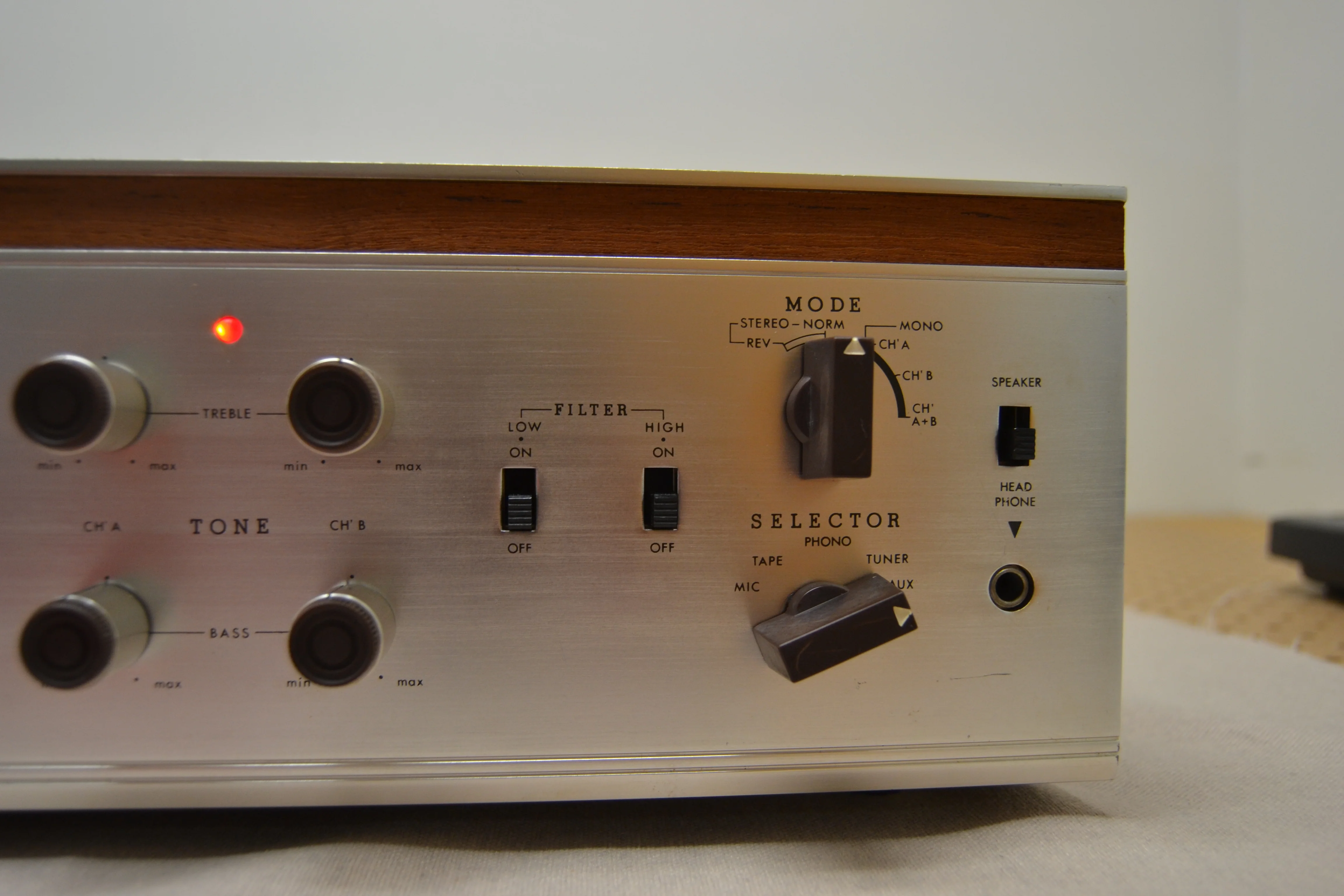 ITT SA720 ( Pioneer SM83 ) Tube Integrated Amplifier * FULLY RESTORED ! * 28W RMS * 1969 - Image 4