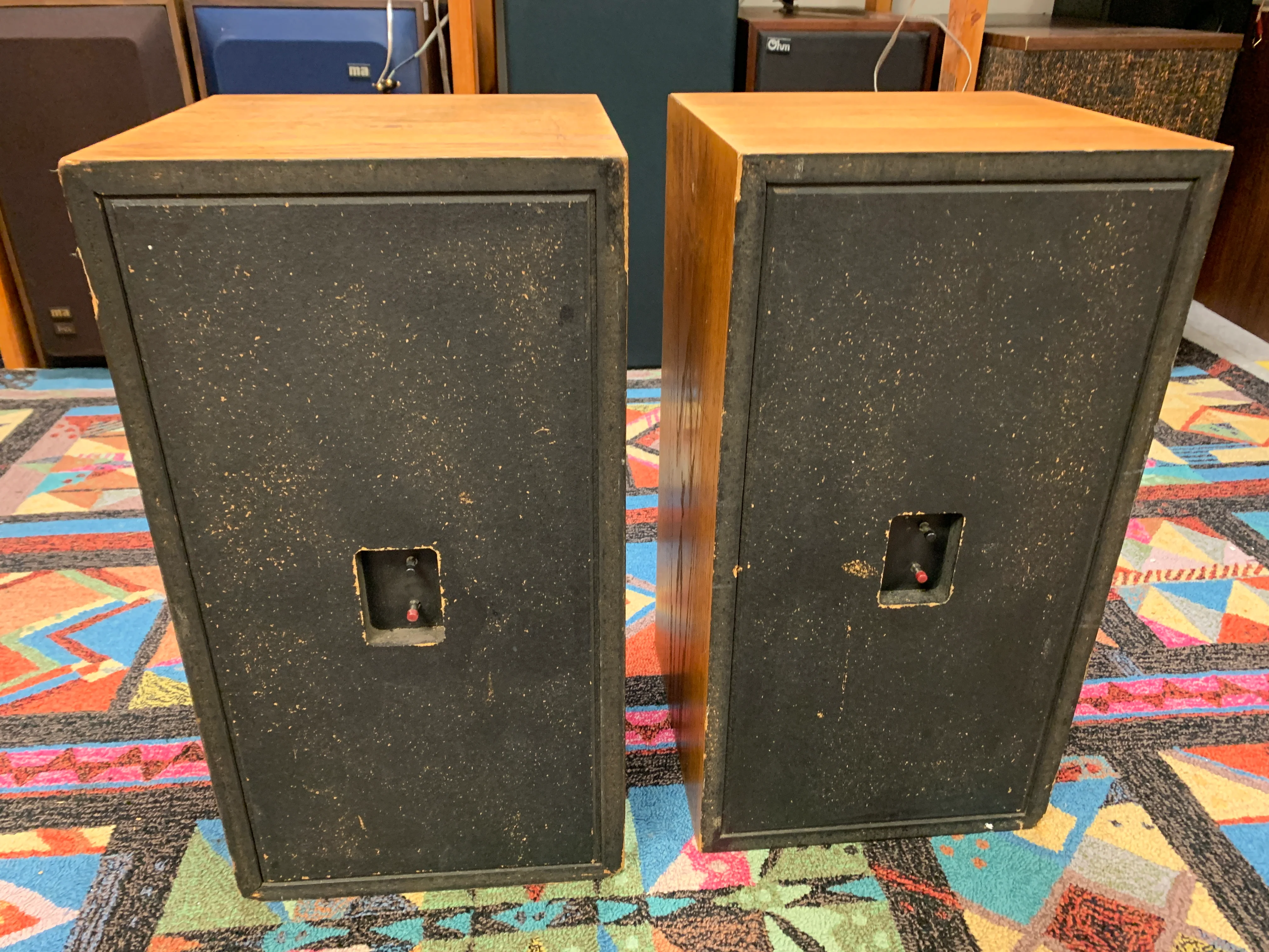 JBL Decade L26 Floor Standing Speakers * Original Blue Grills * 1978 - Image 12