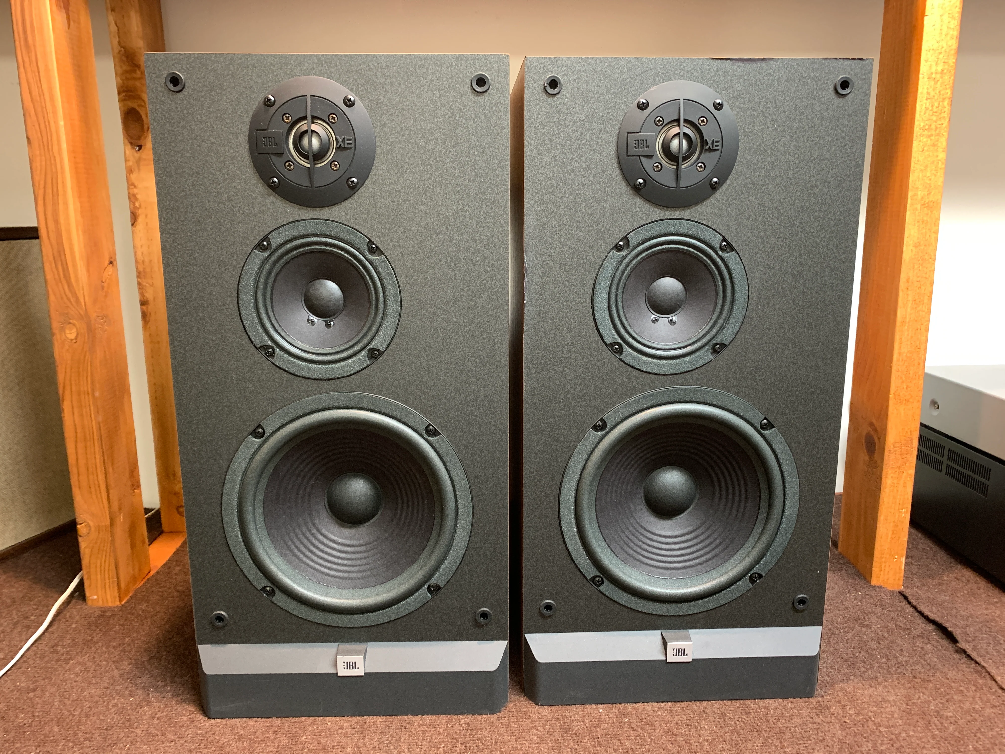 JBL P30 Stereo Speakers - Image 2
