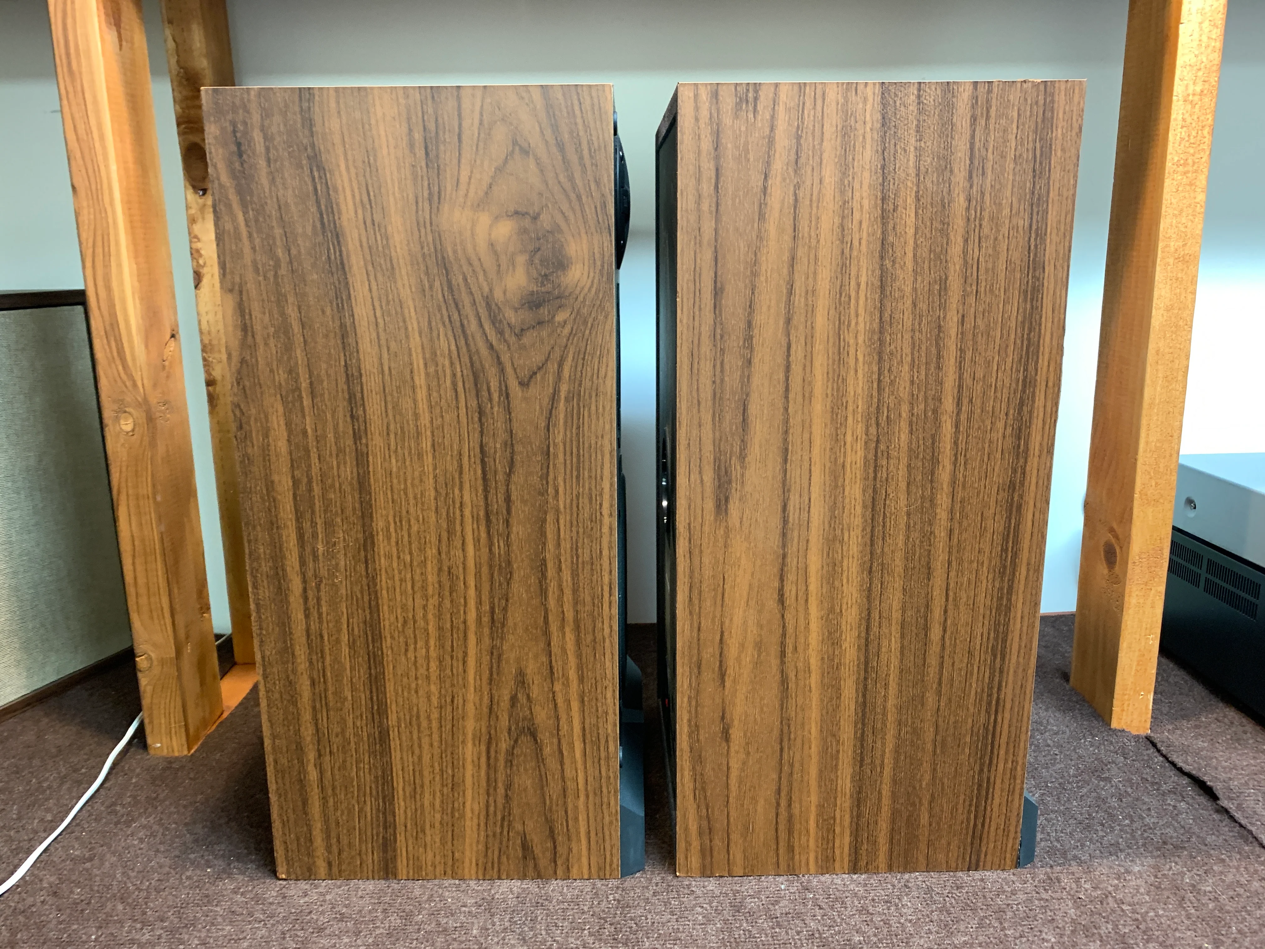 JBL P30 Stereo Speakers - Image 3