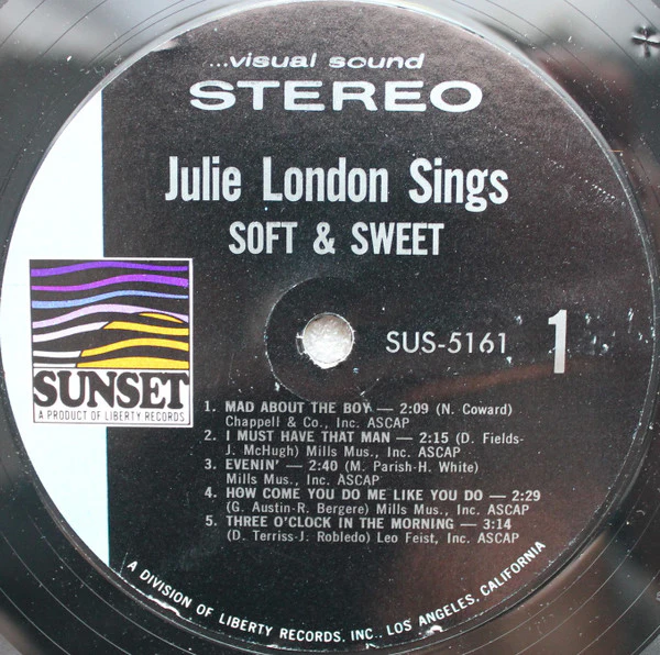Julie London - Sings Soft & Sweet (LP, Comp) (Near Mint (NM or M-)) - Image 3