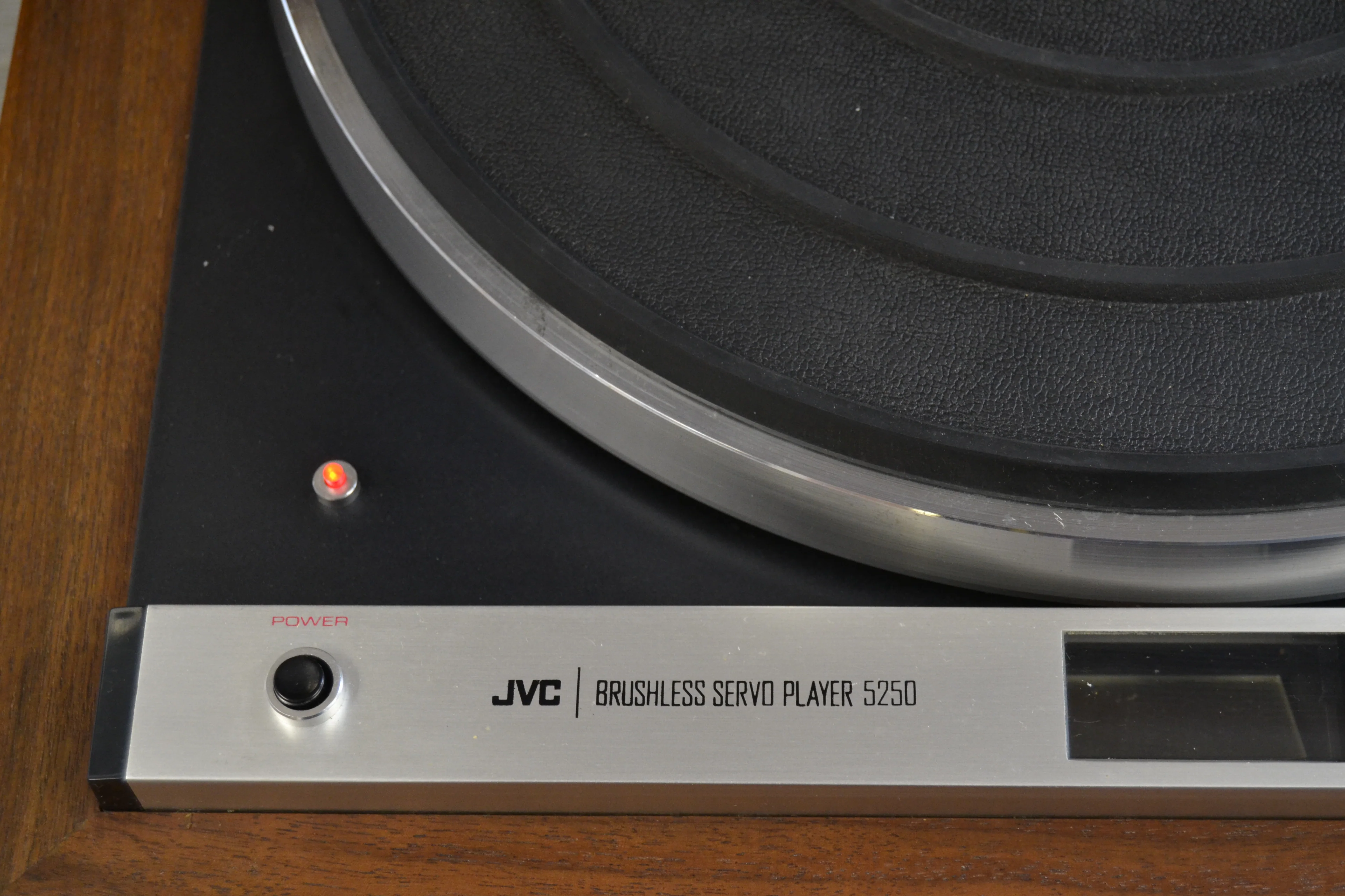 JVC 5250 Belt Drive Turntable * 1972 * Pickering Cartridge - Image 4