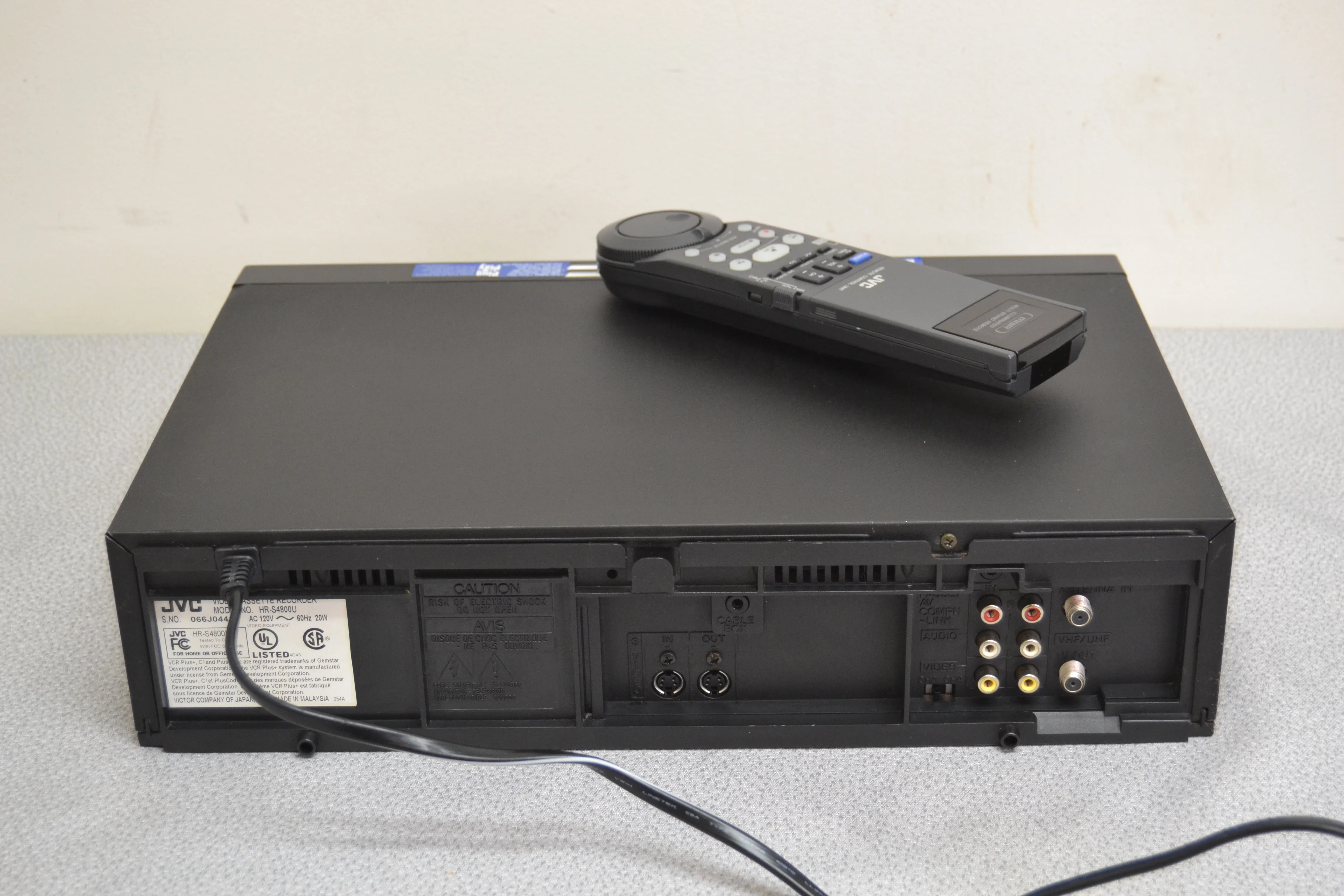 JVC HR-S4800U Super VHS Video Cassette Recorder * Remote * Fully Serviced * New Belts - Image 13