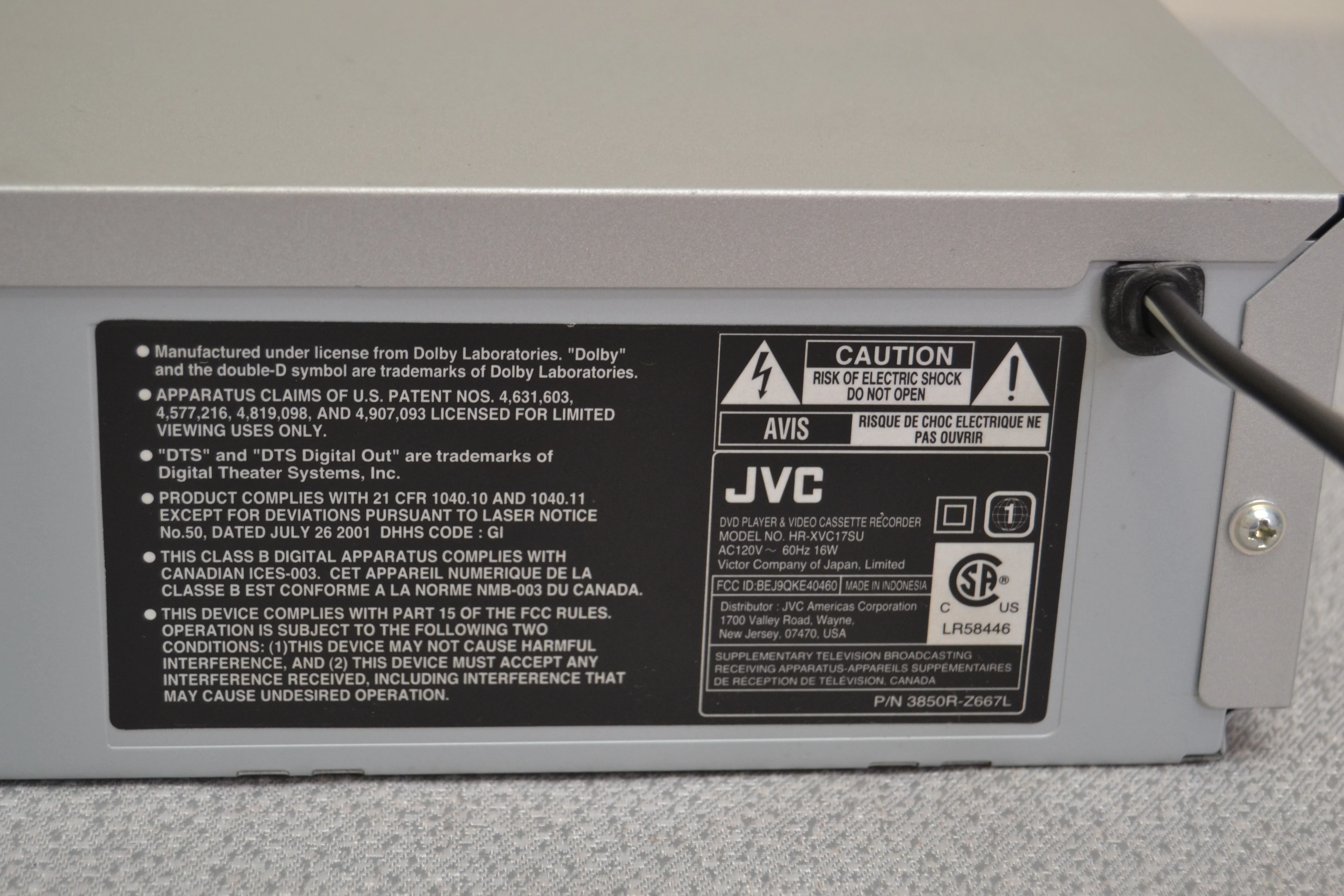 JVC HR-XVC17SU DVD/VHS Combo Player * Remote - Image 14