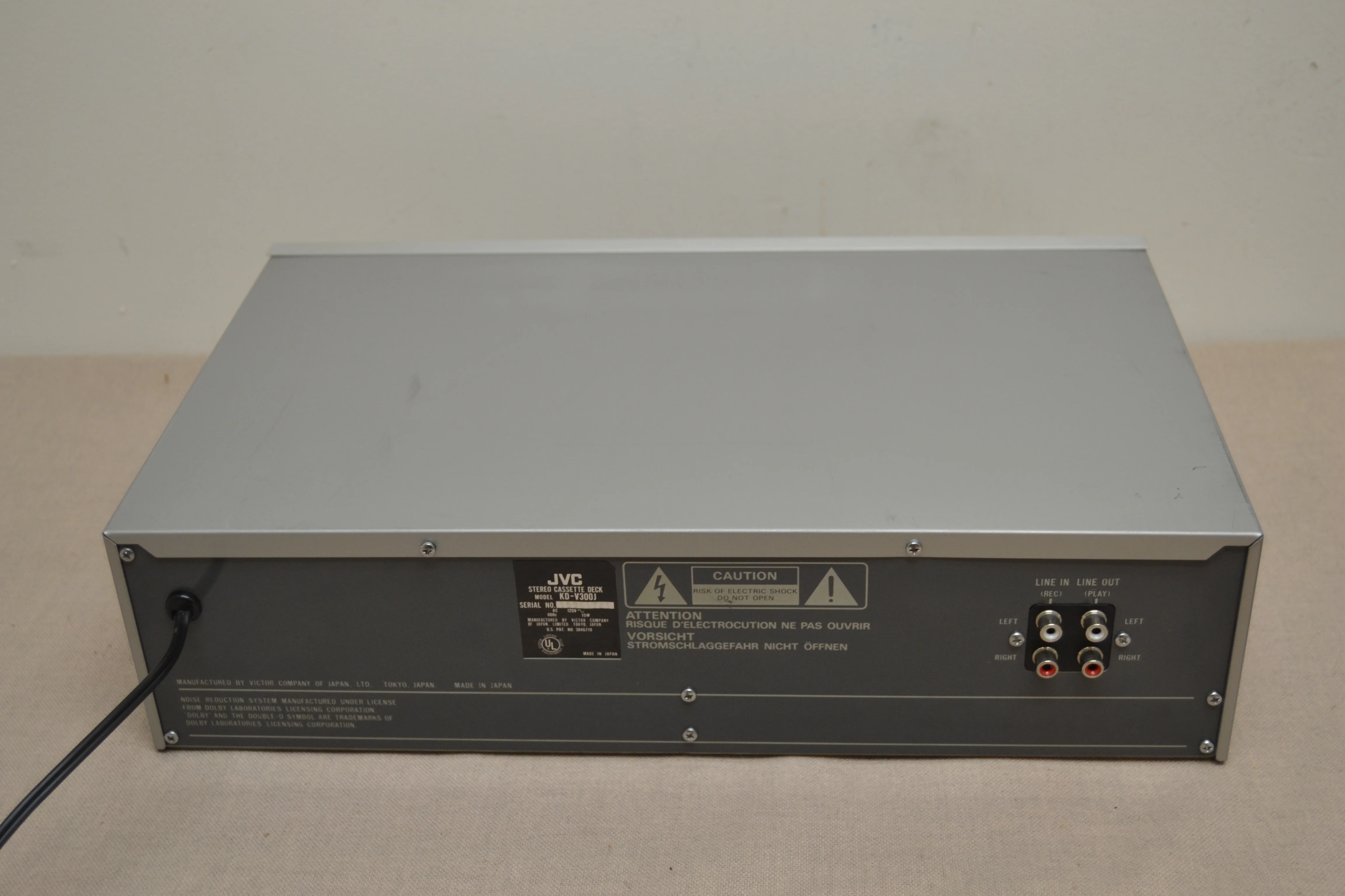 JVC KD-V300 Single Cassette Deck * Fully Serviced * New Belts - Image 10