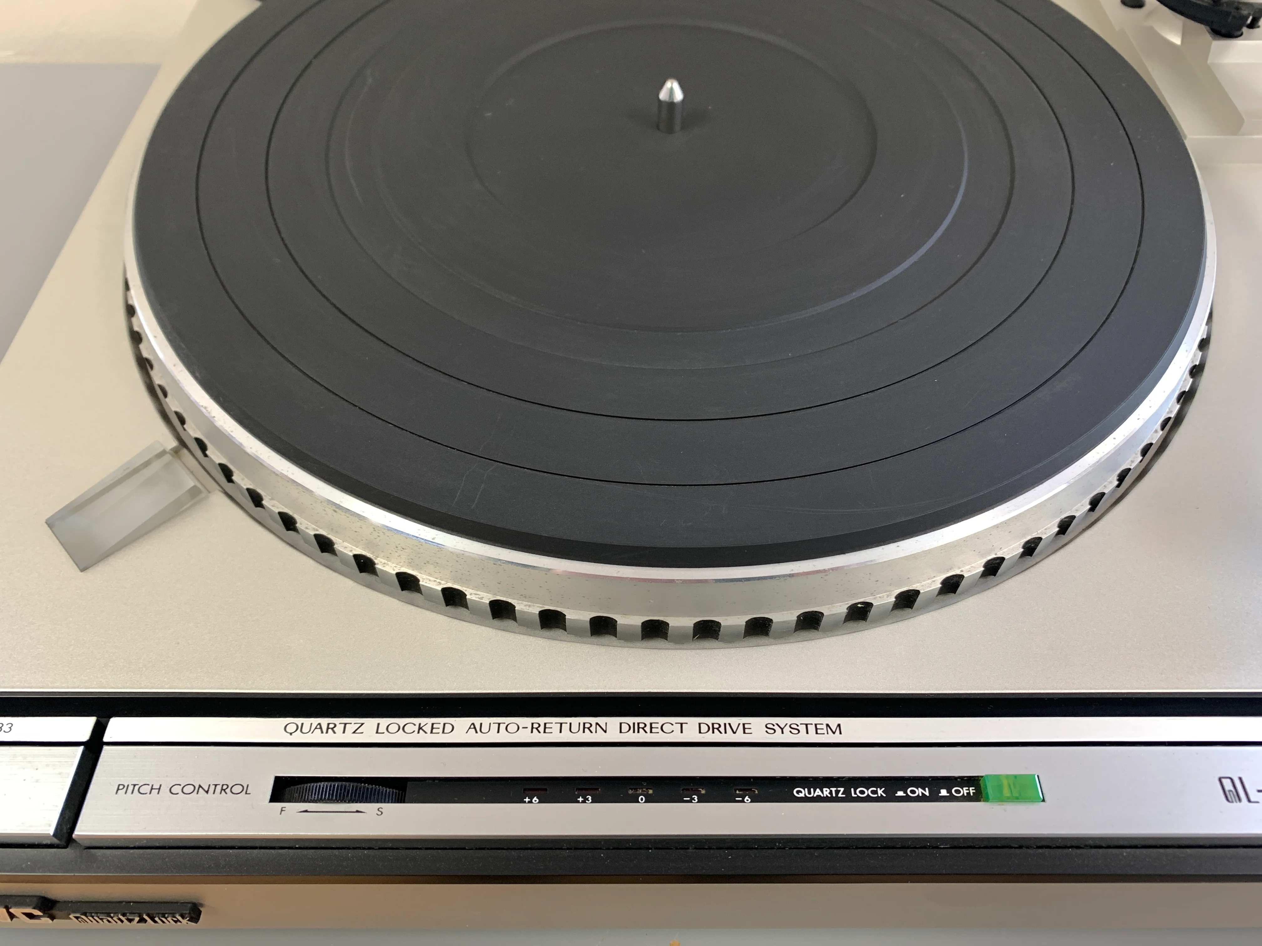 JVC QL-A5 Direct Drive Quartz Locked Turntable - Image 4