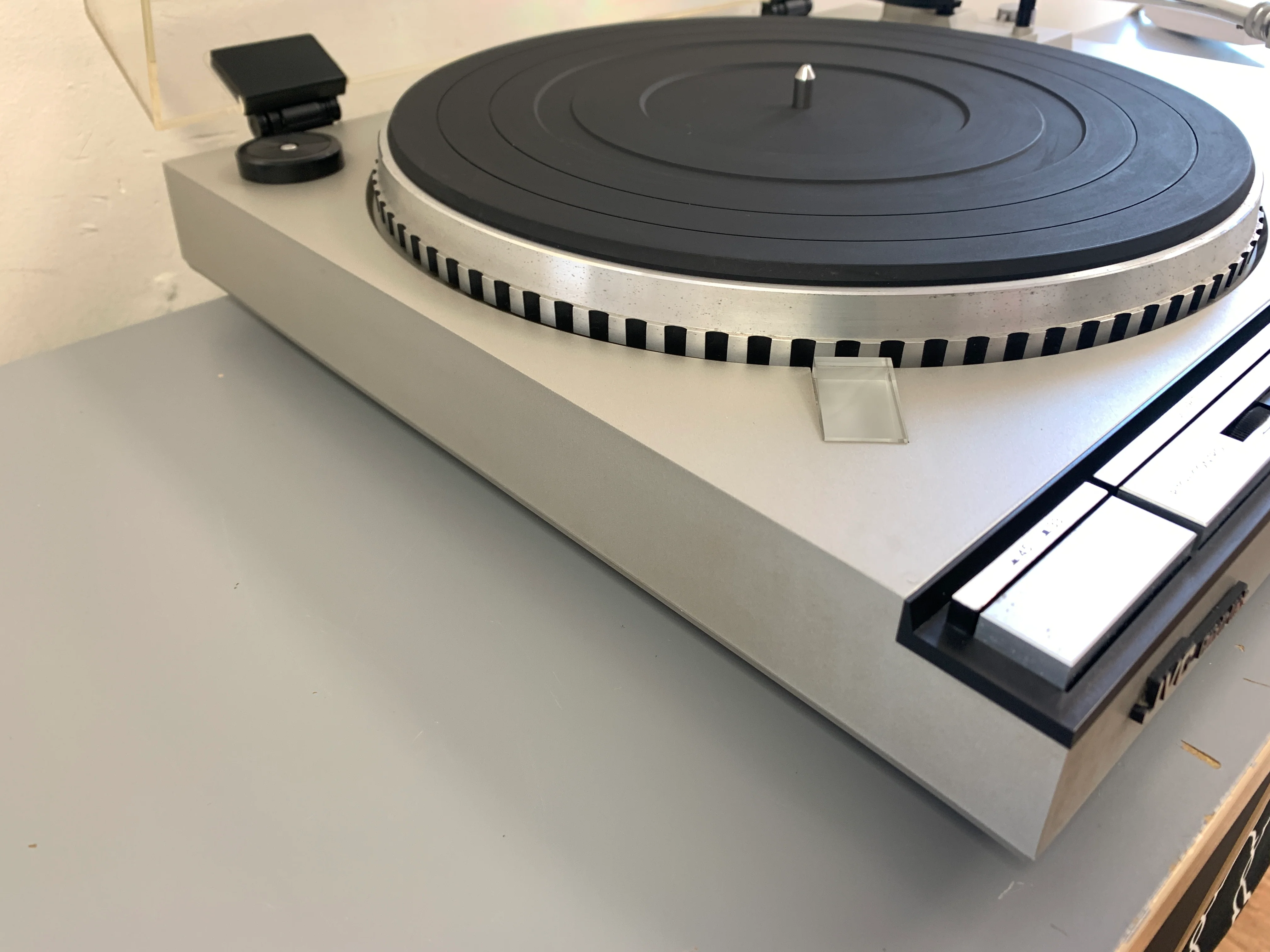 JVC QL-A5 Direct Drive Quartz Locked Turntable - Image 8