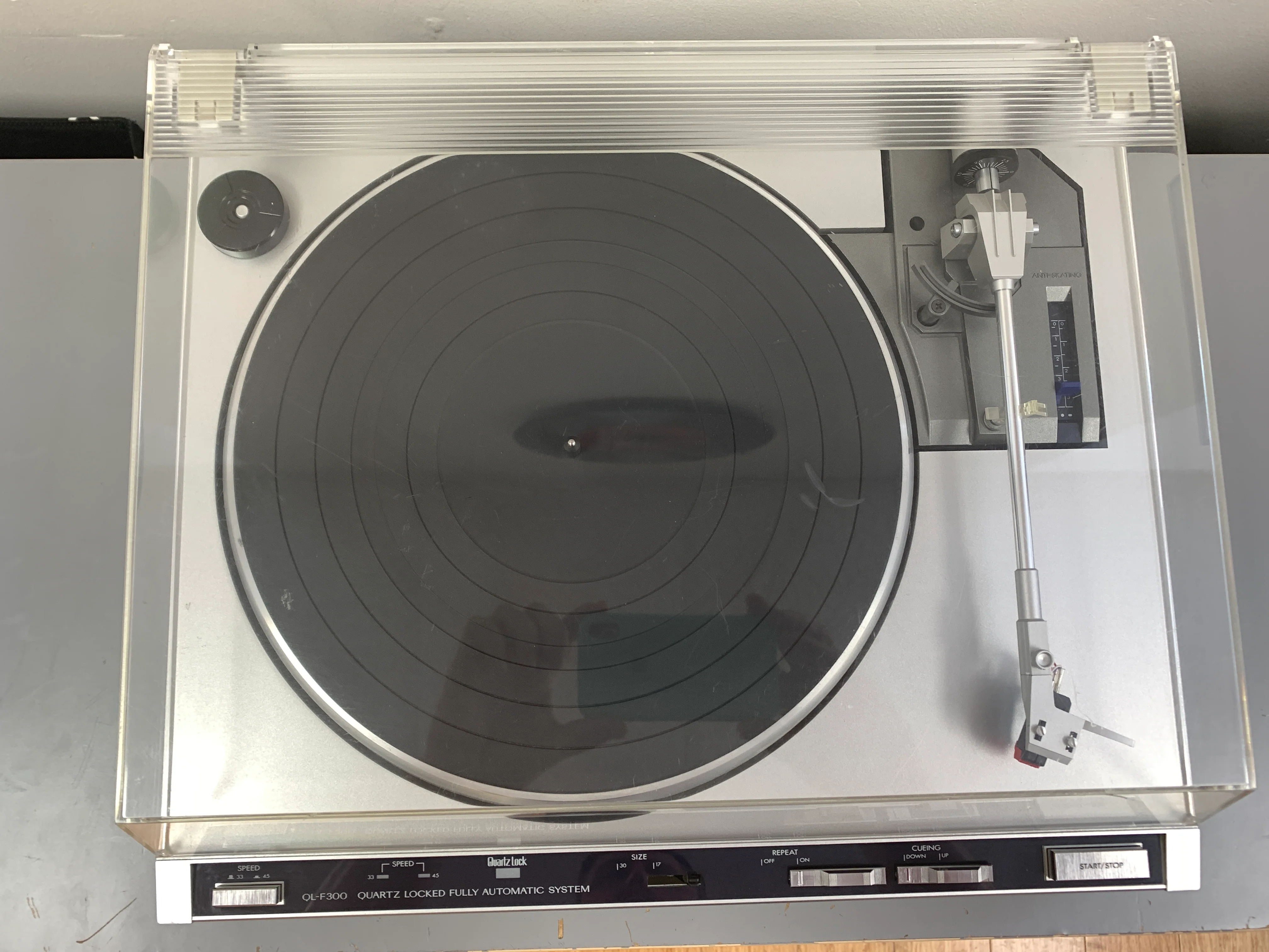 JVC QL-F300 Fully Automatic Turntable - Image 7
