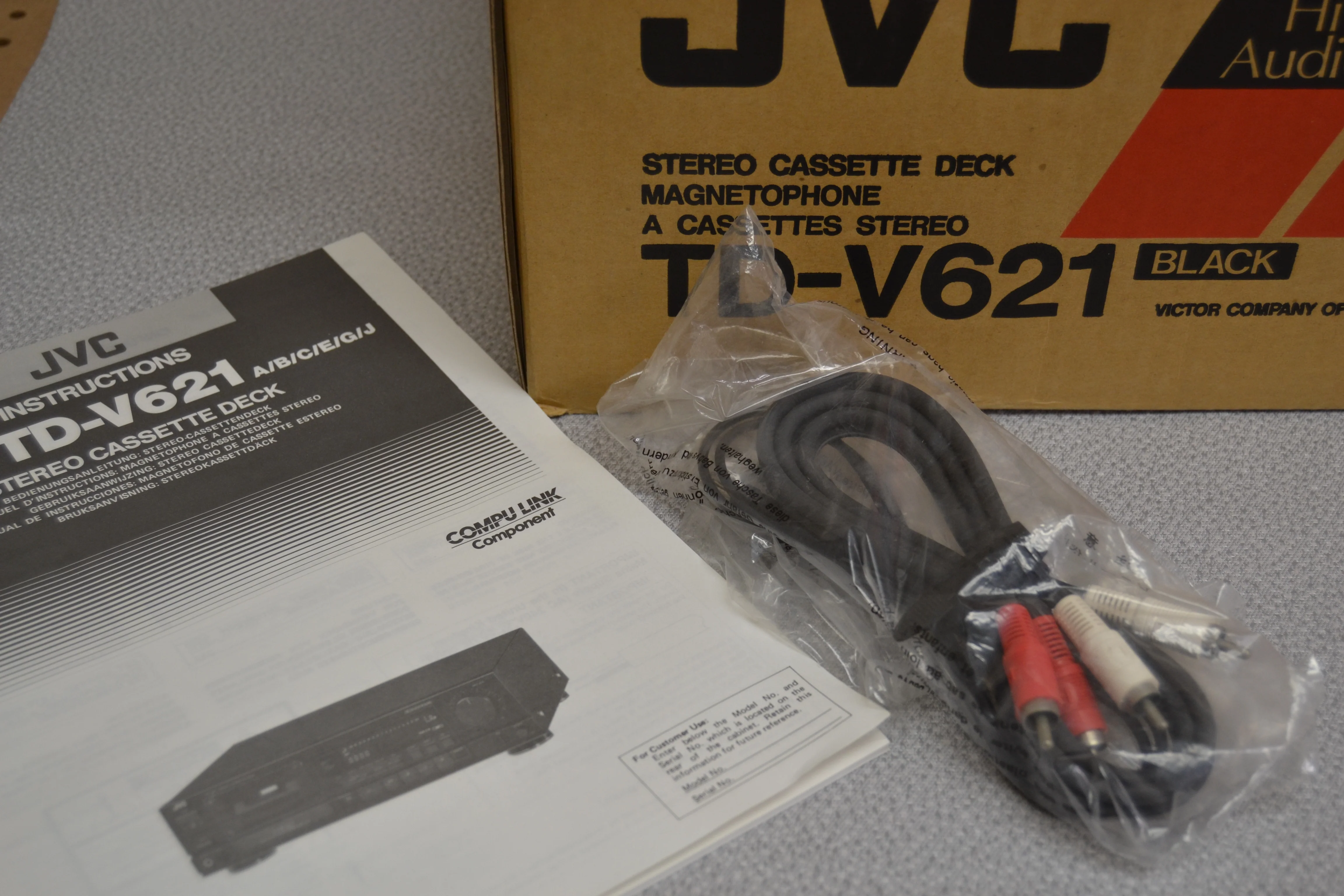 JVC TD-V621 3-Head Stereo Tape Recorder (1989-90) * Fully Serviced * New Belts * Box * Manuals - Image 15