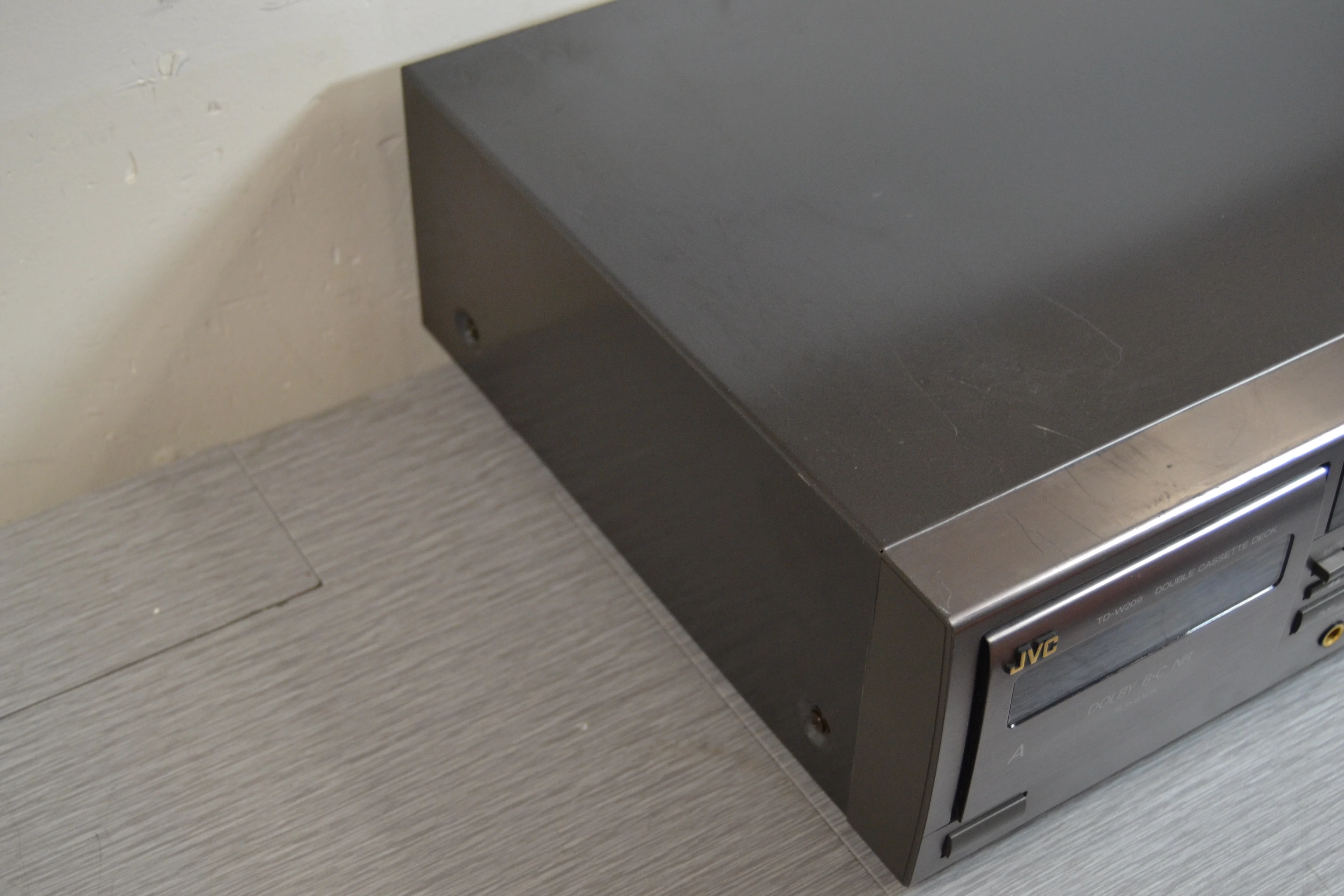 JVC TD-W209 Double Cassette Recorder - Image 6
