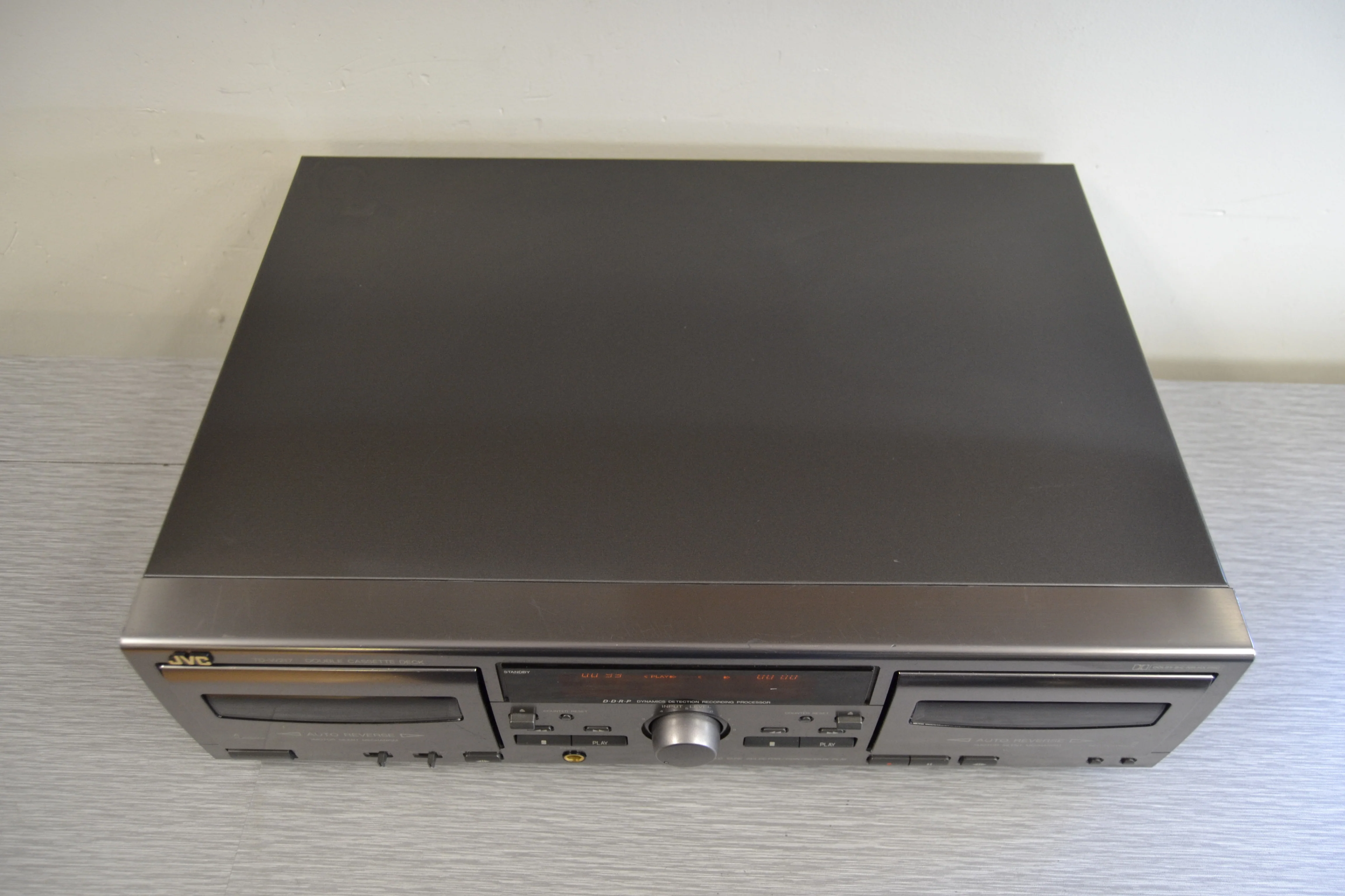 JVC TD-W217 Double Cassette Deck - Image 5