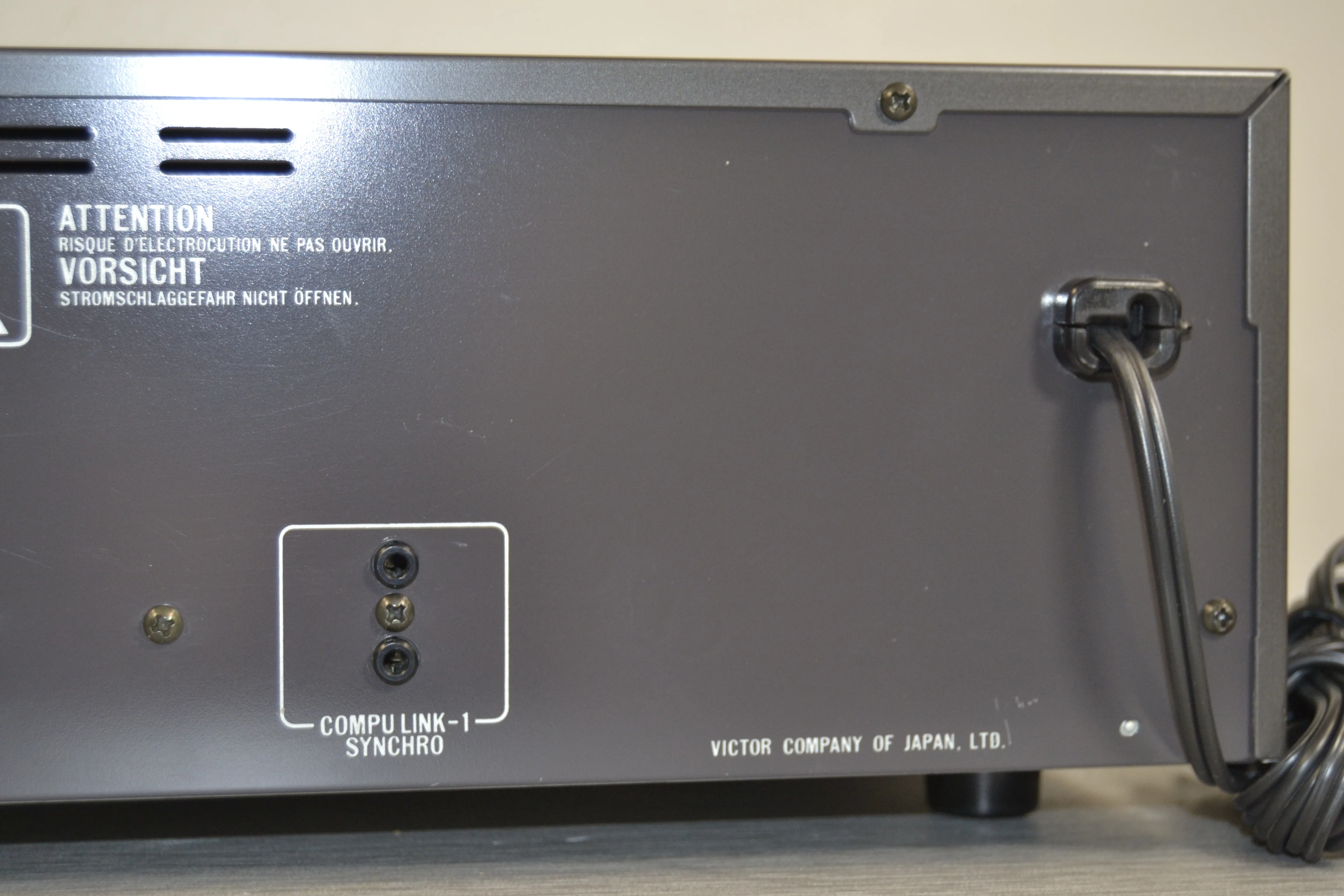JVC TD-W305 Double Cassette Deck - Image 11