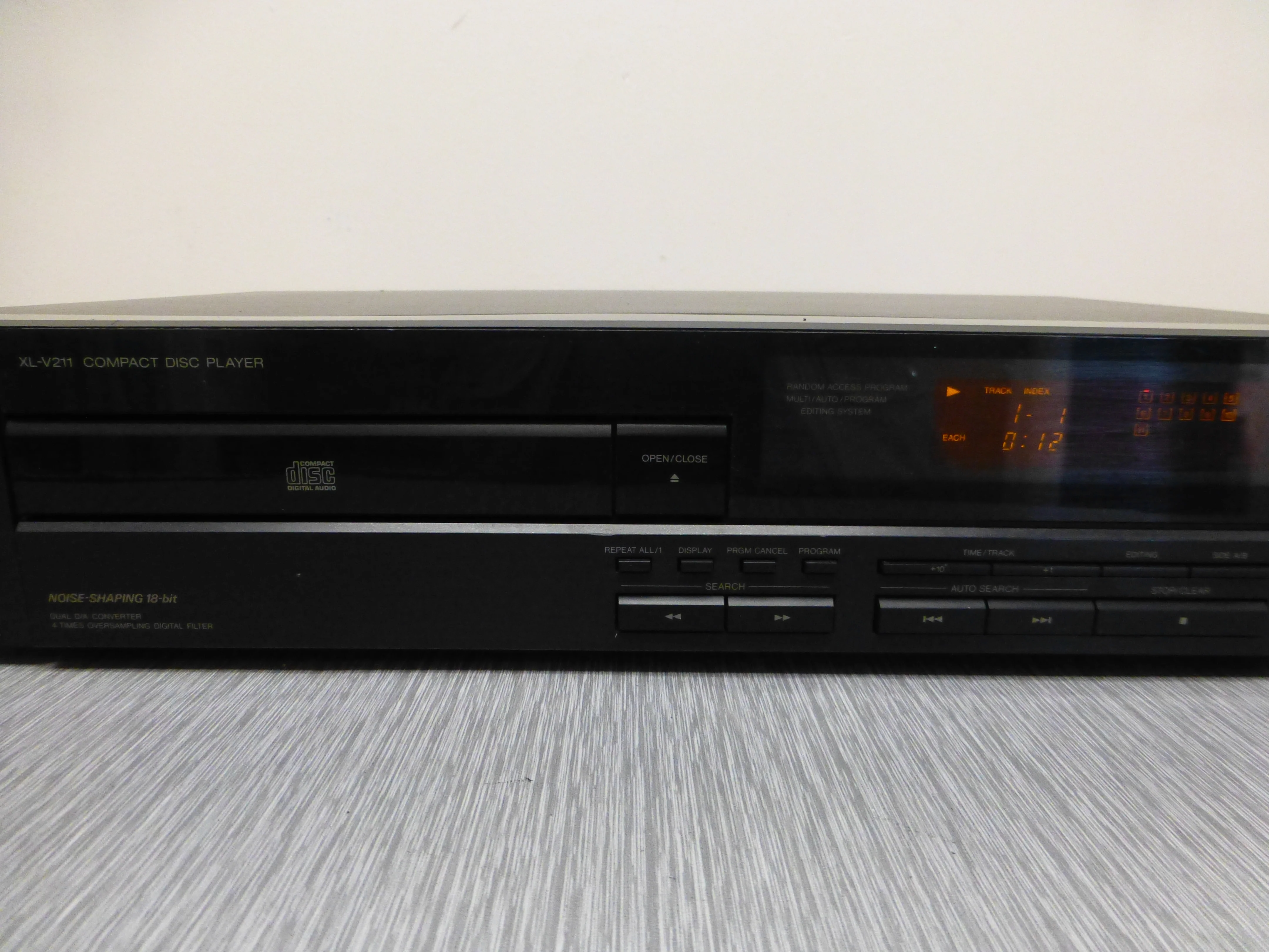 JVC XL-V211 Single CD Player - Image 4