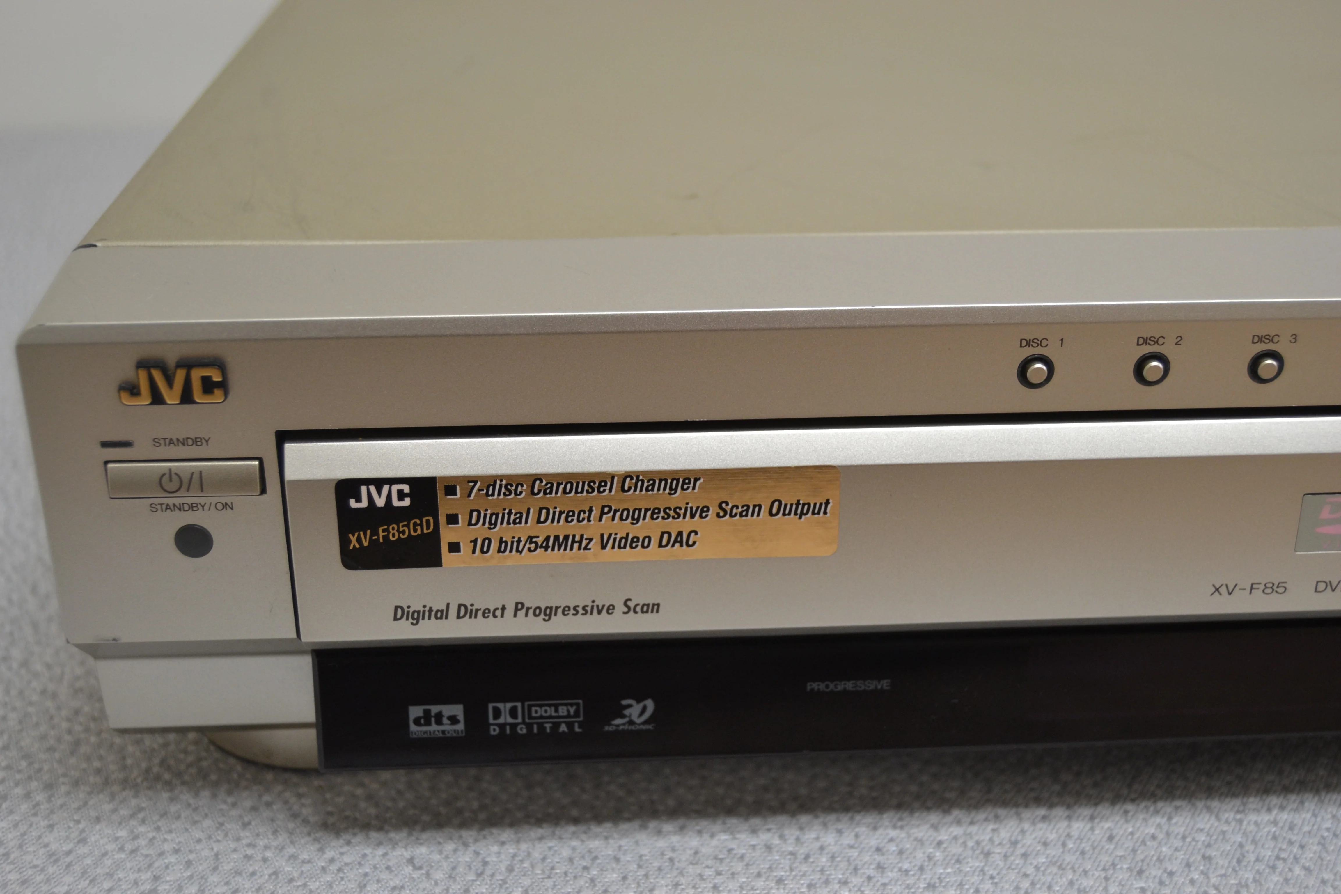 JVC XV-F85GD DVD/CD Carousel 7 Discs - Image 2