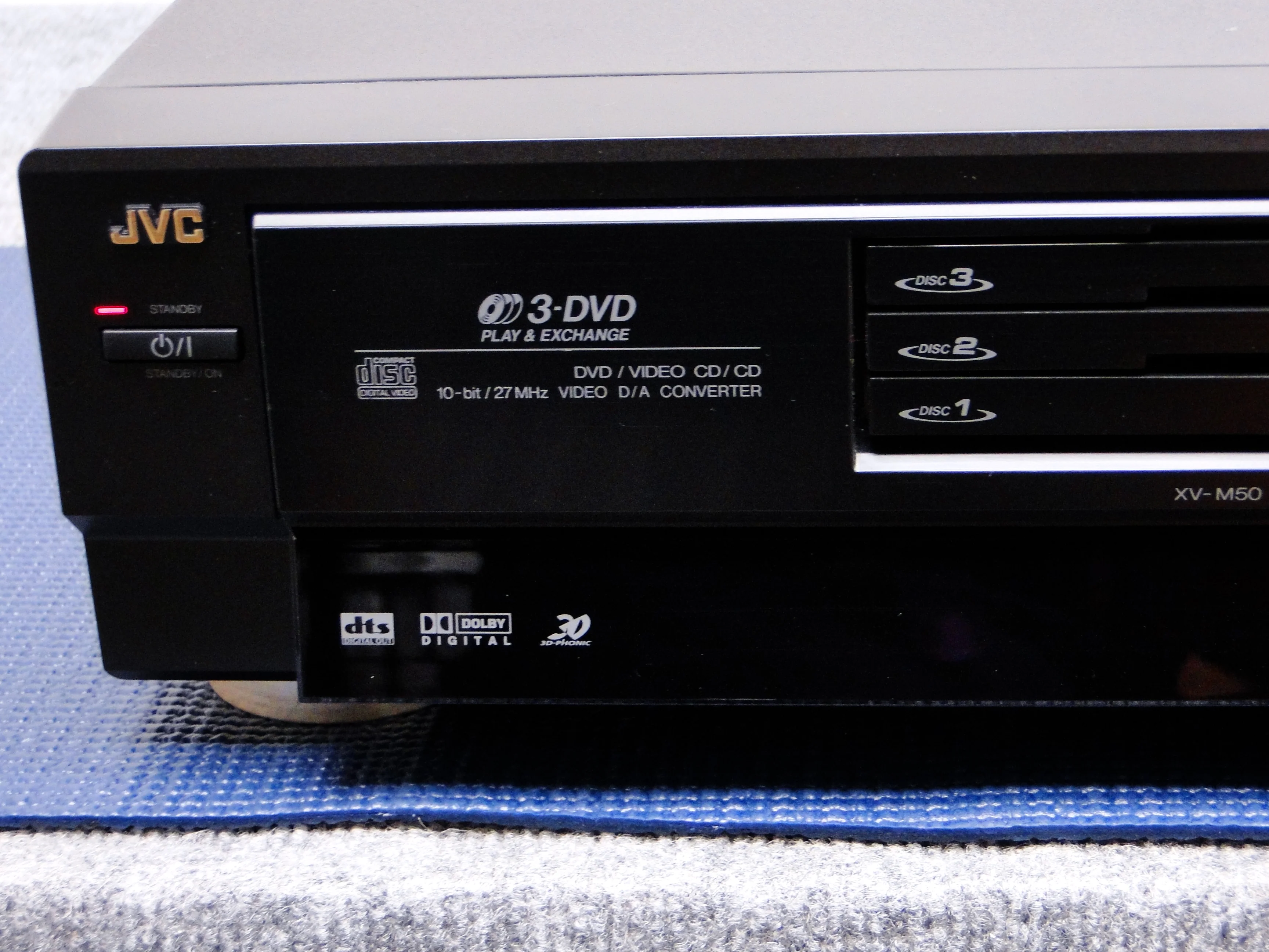 JVC XV-M50 Dvd Changer * 3 Discs - Image 2