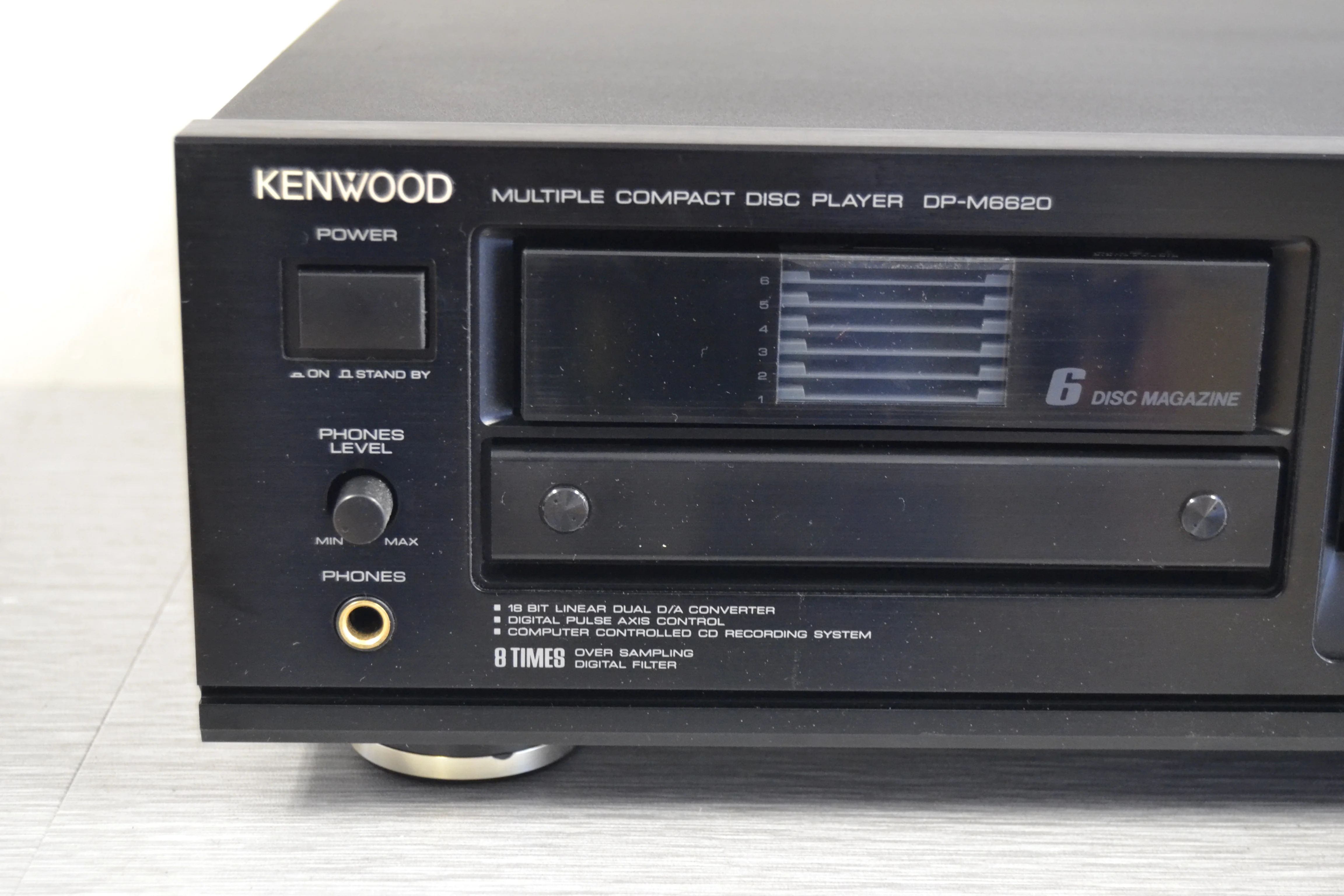 Kenwood DP-M6620 CD Player Single and 6 Disc Cartridge - Image 2