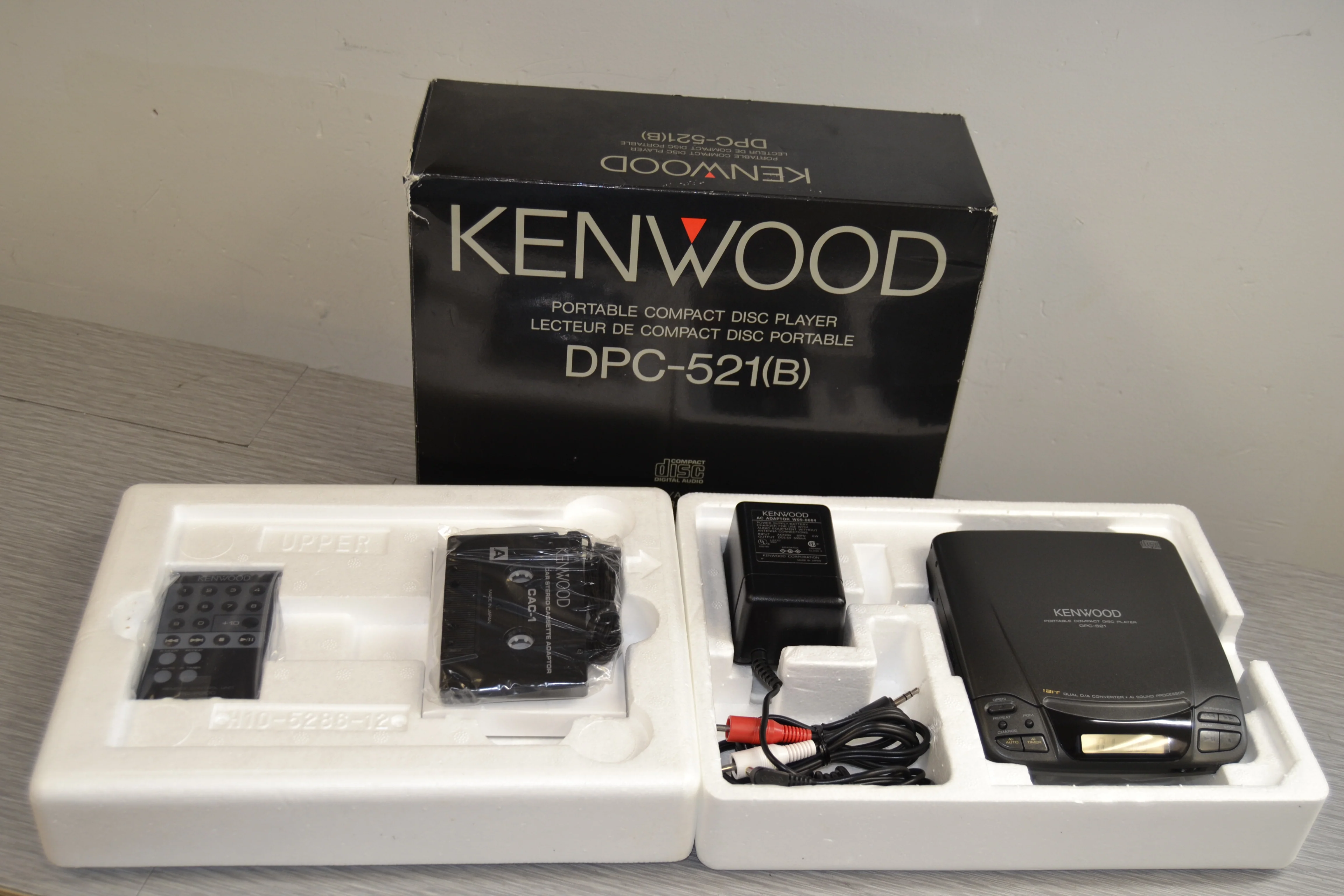 Kenwood DPC-521 Portable CD Player * Remote * Box * Accessories