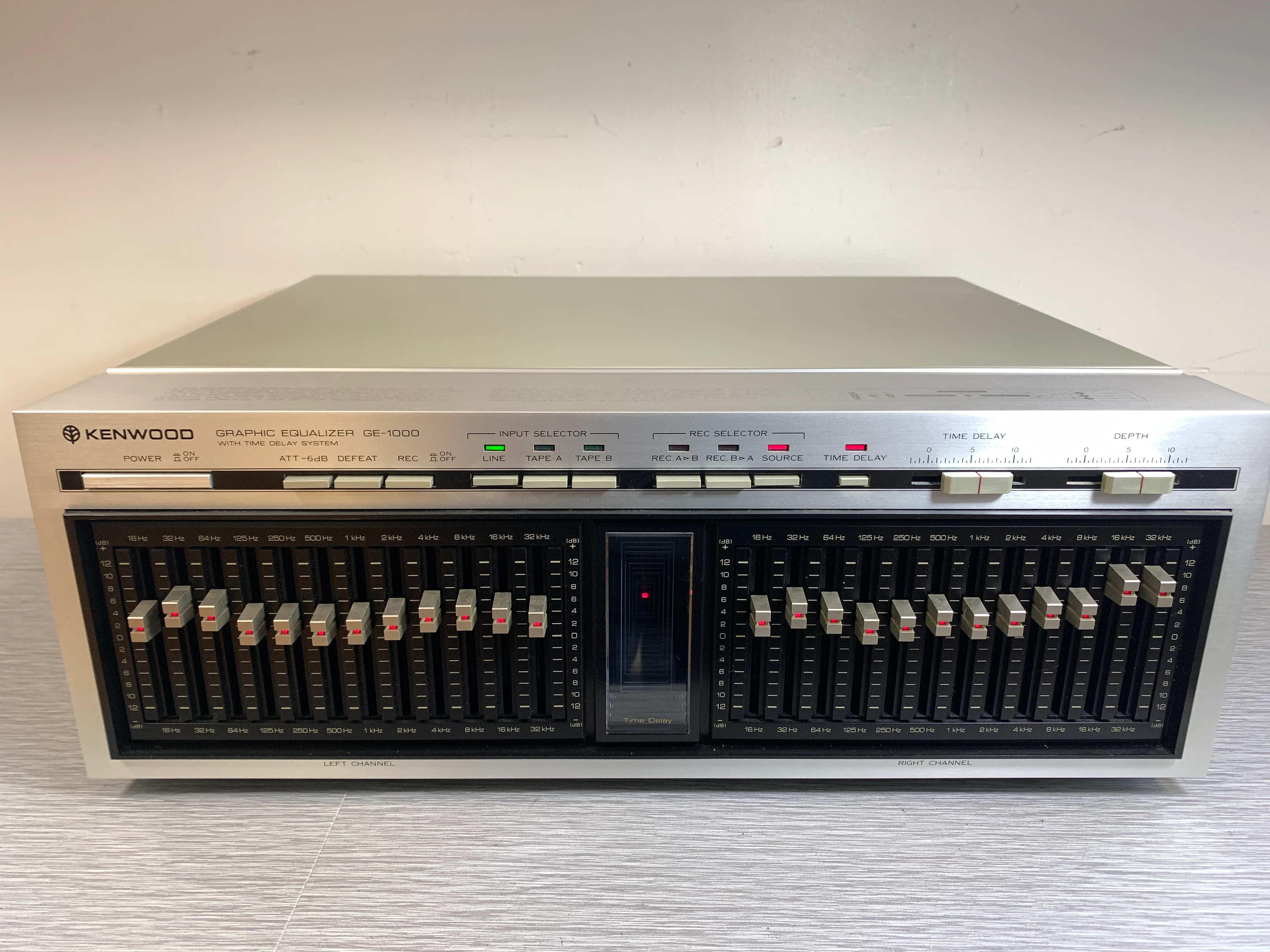 Kenwood GE-1000 Graphic Equalizer & Time Delay