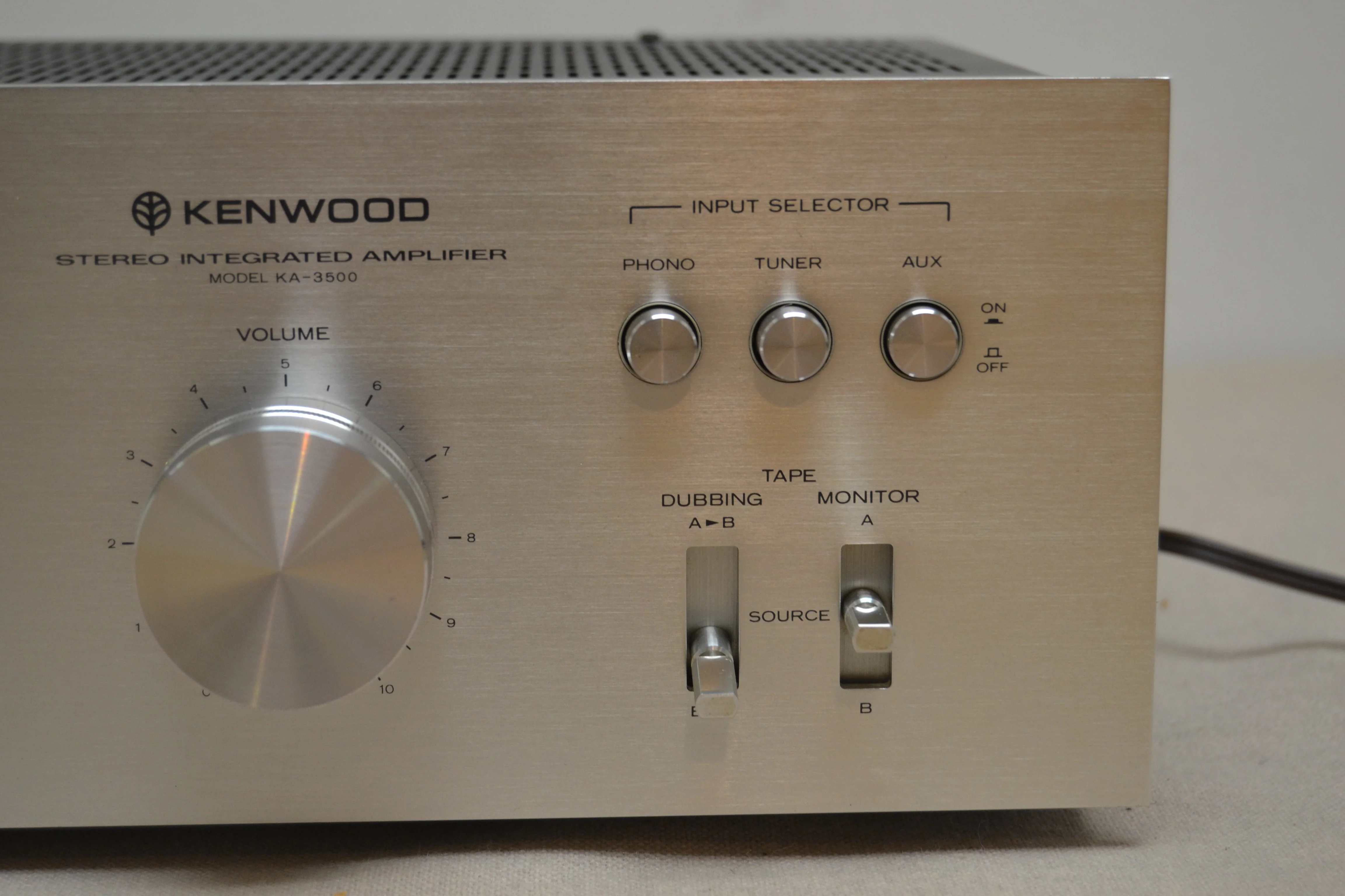 Kenwood KA-3500 Stereo Integrated Amplifier * 40W RMS * 1976 - Image 4