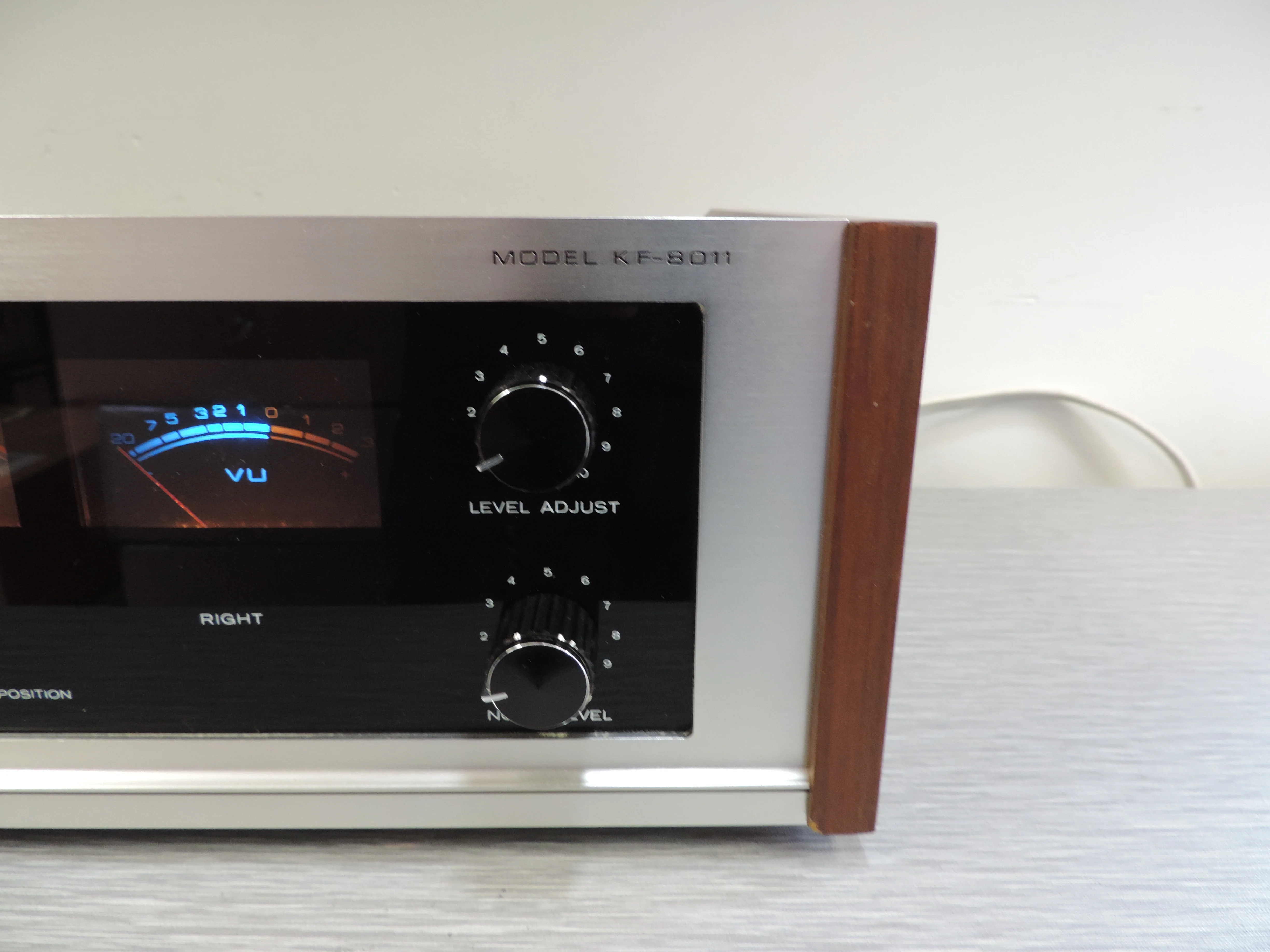 Kenwood KF-8011 Solid State Audio De-Noiser (1971-74) * Fully Rebuilt & Recapped * - Image 4