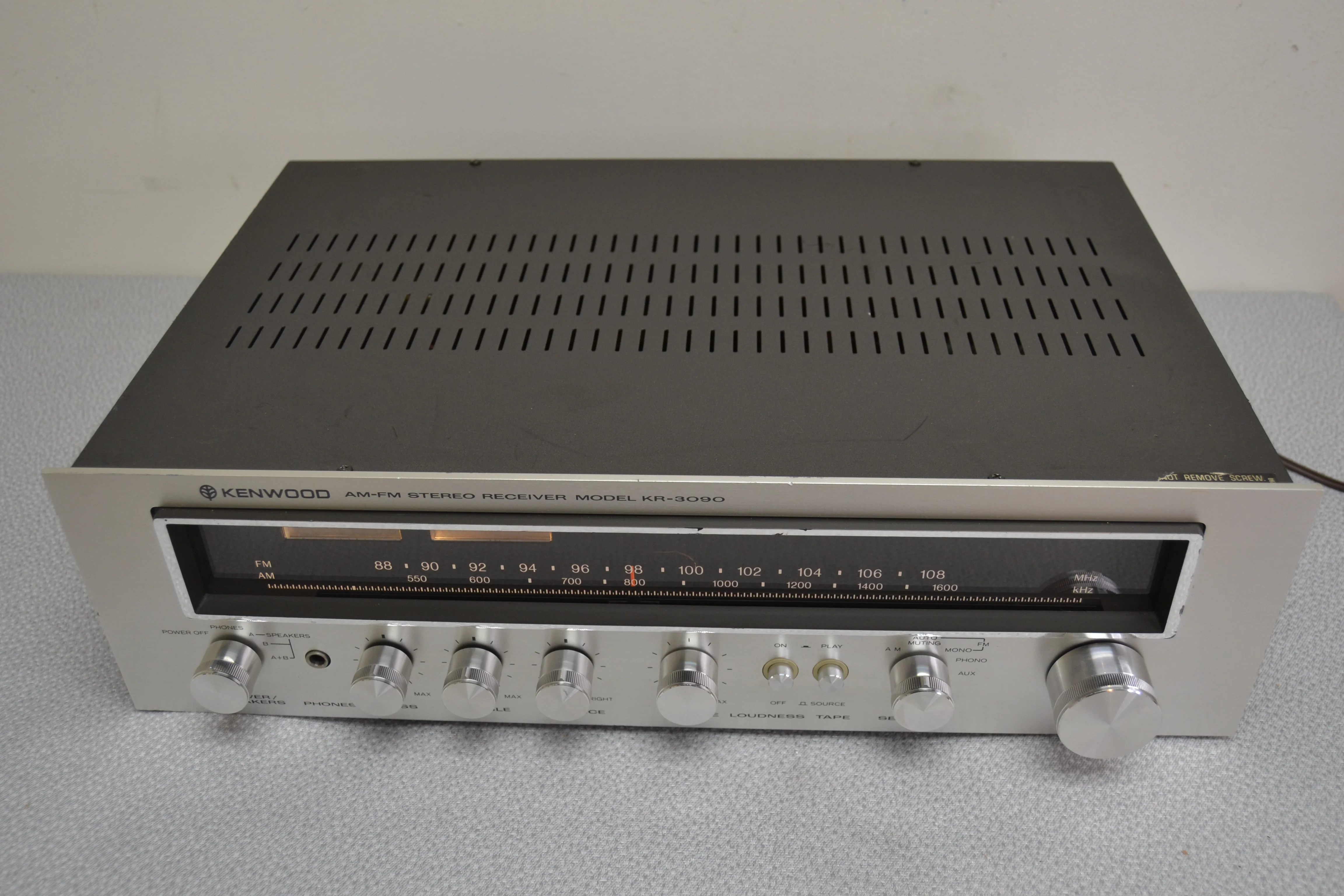 Kenwood KR-3090 AM/FM Stereo Receiver (1978-80) * 26W RMS - Image 5